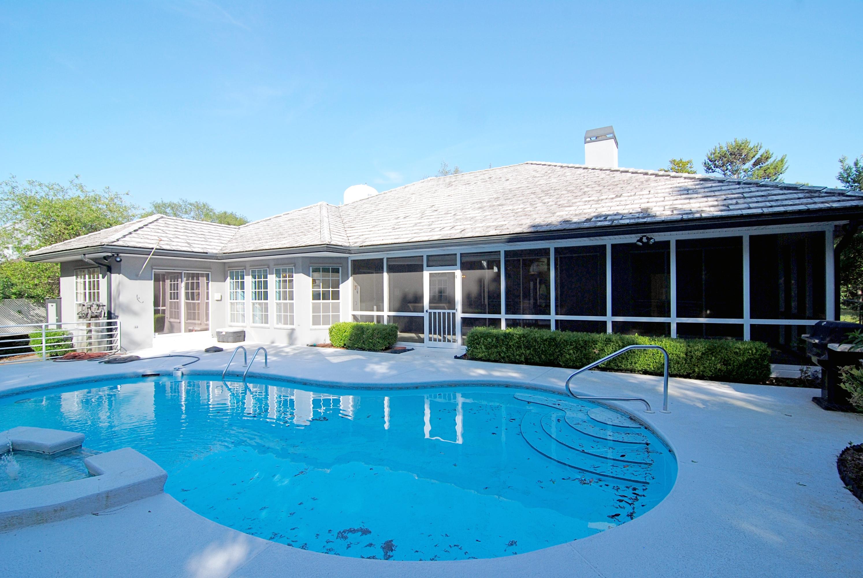 JOES BAYOU DESTIN - Residential