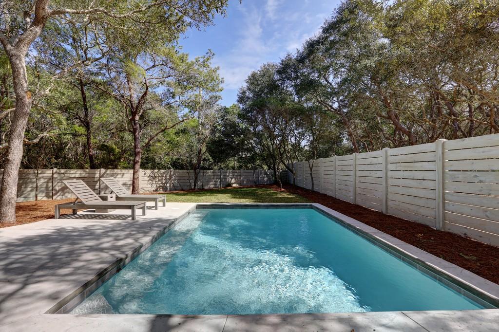 BLUE MOUNTAIN BEACH - Residential