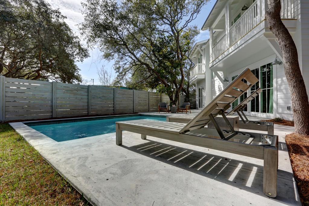 BLUE MOUNTAIN BEACH - Residential