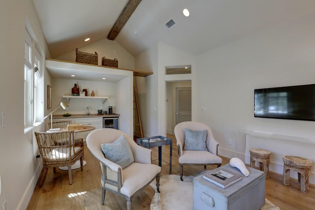 BLUE MOUNTAIN BEACH - Residential
