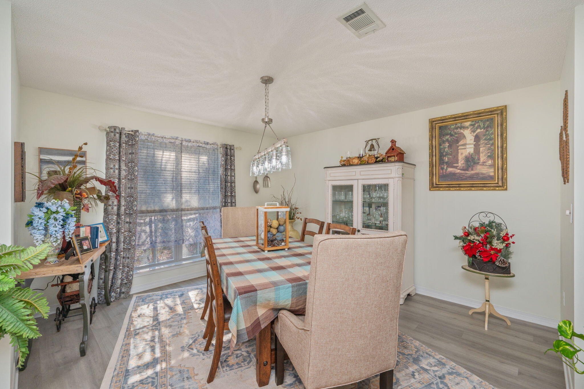 HIDDEN SPRINGS - Residential