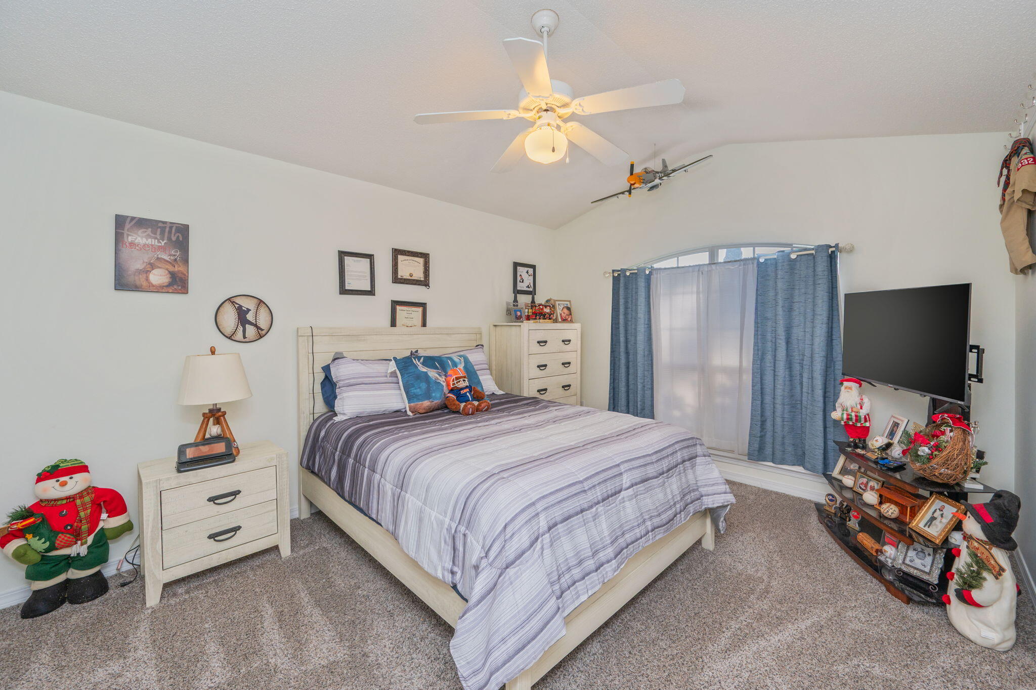 HIDDEN SPRINGS - Residential