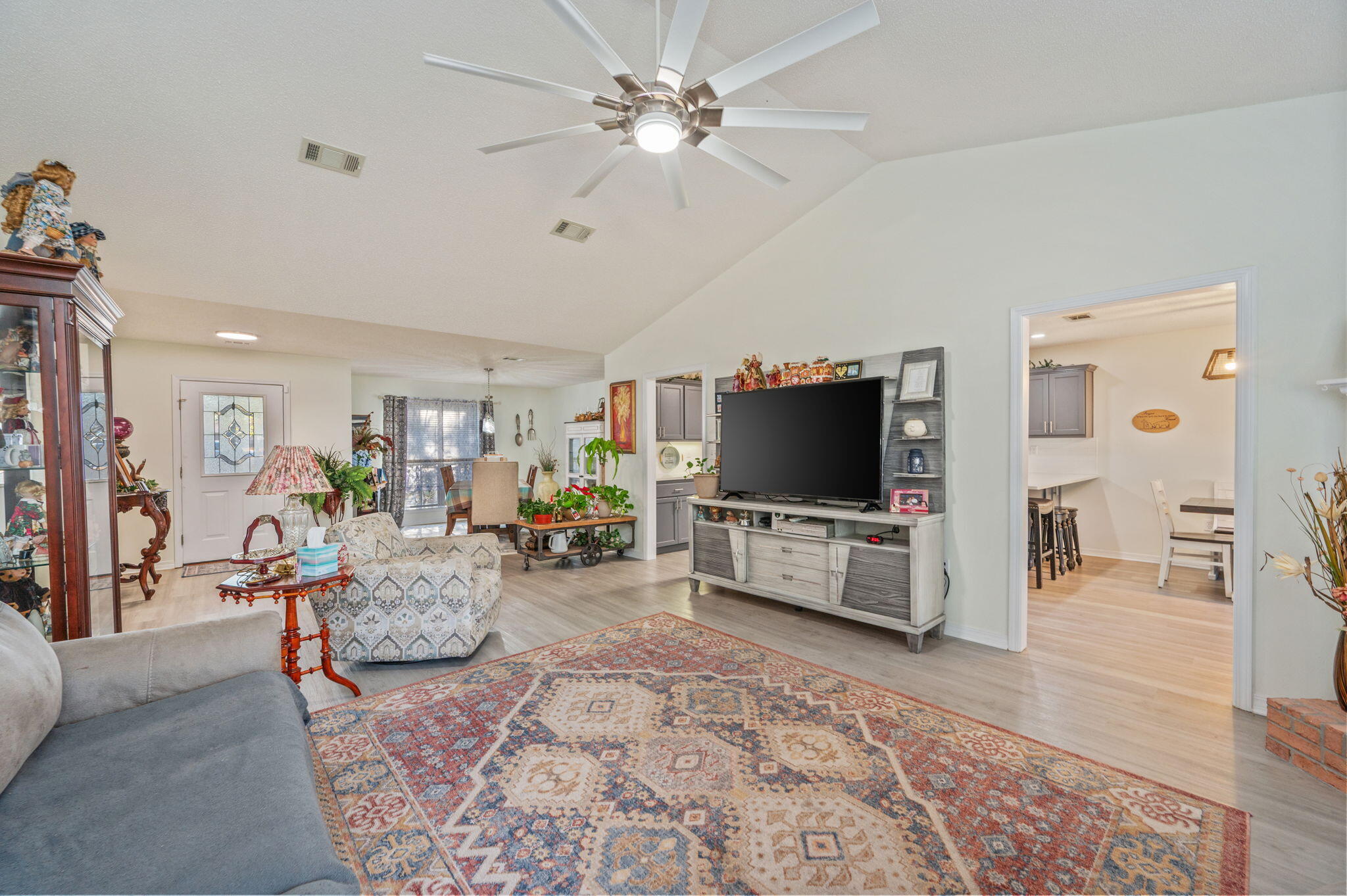 HIDDEN SPRINGS - Residential