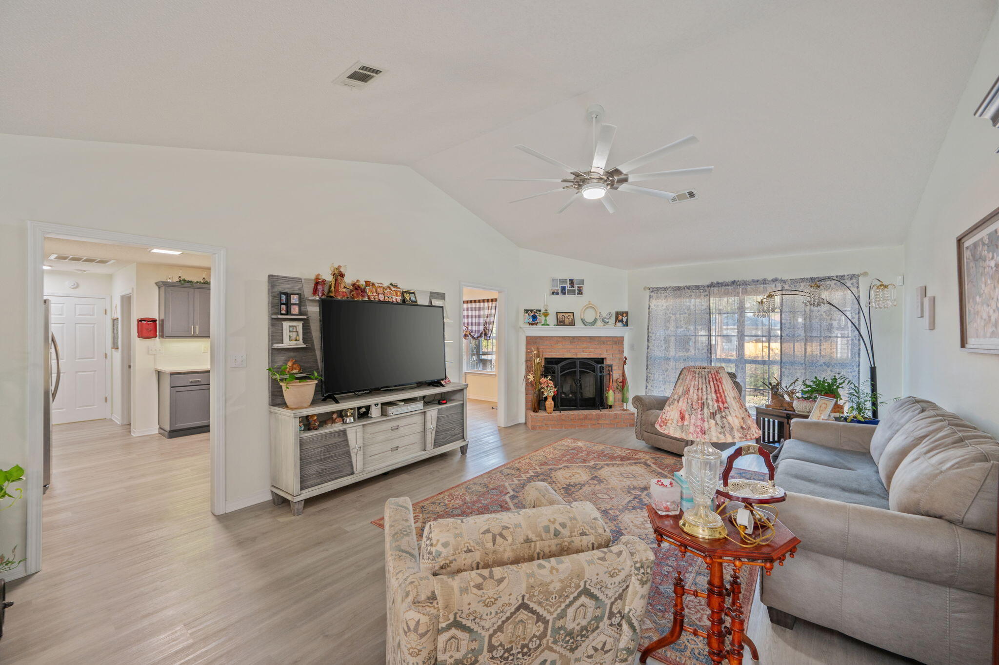 HIDDEN SPRINGS - Residential