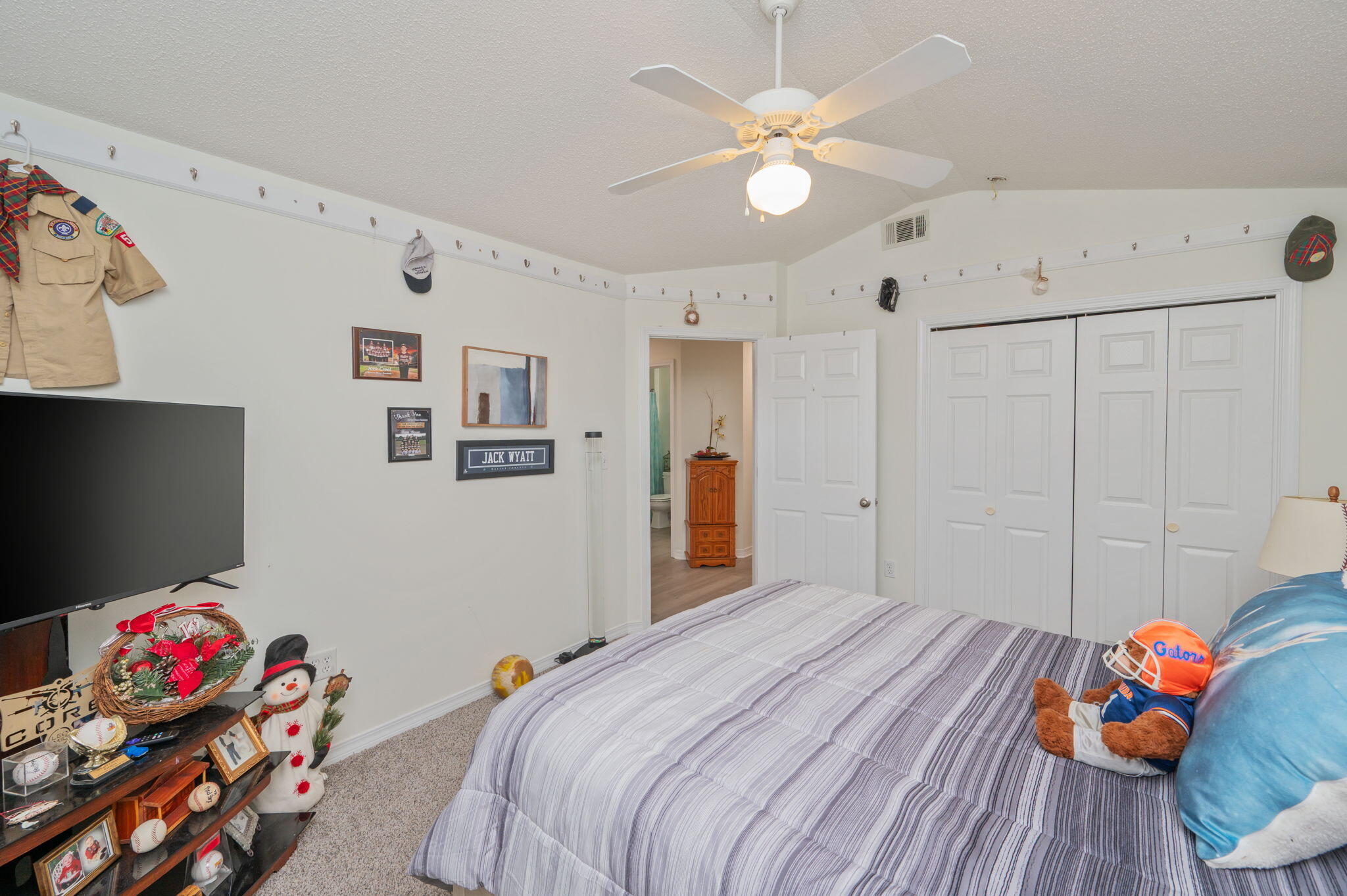 HIDDEN SPRINGS - Residential