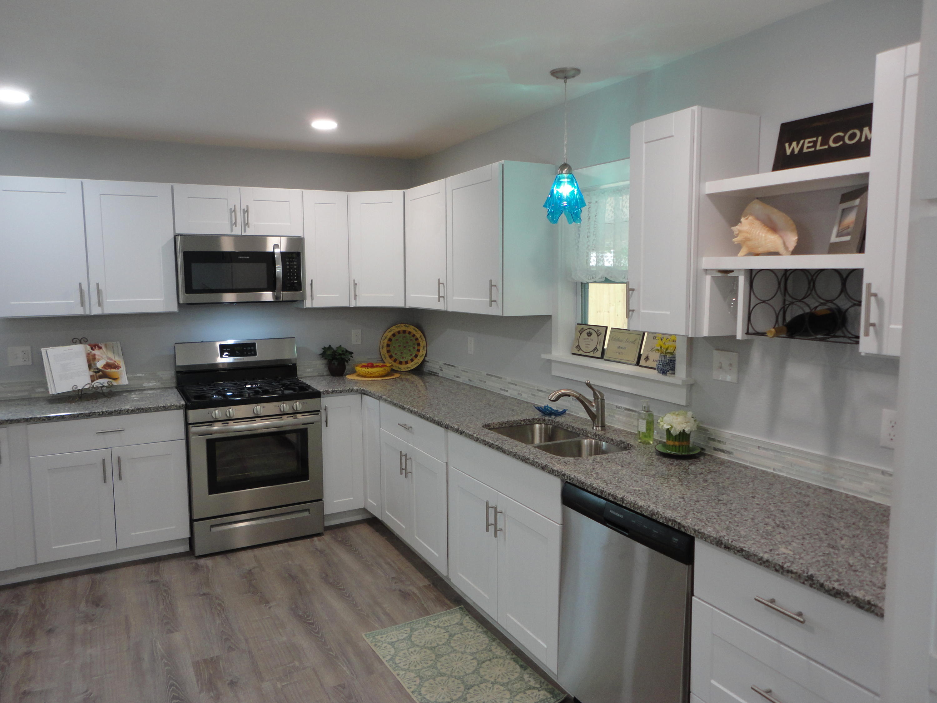 OAKLAND HEIGHTS - Residential