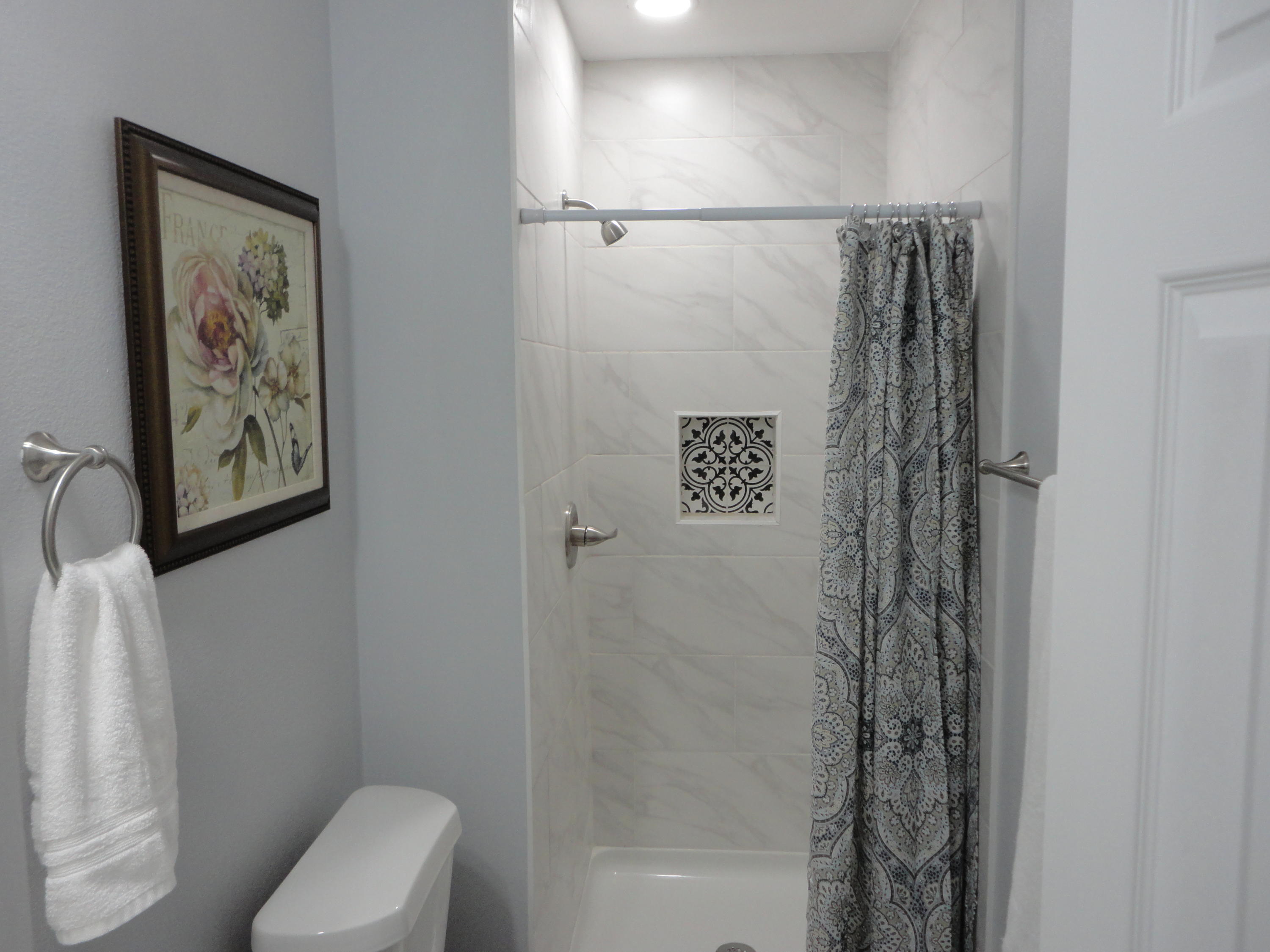 OAKLAND HEIGHTS - Residential