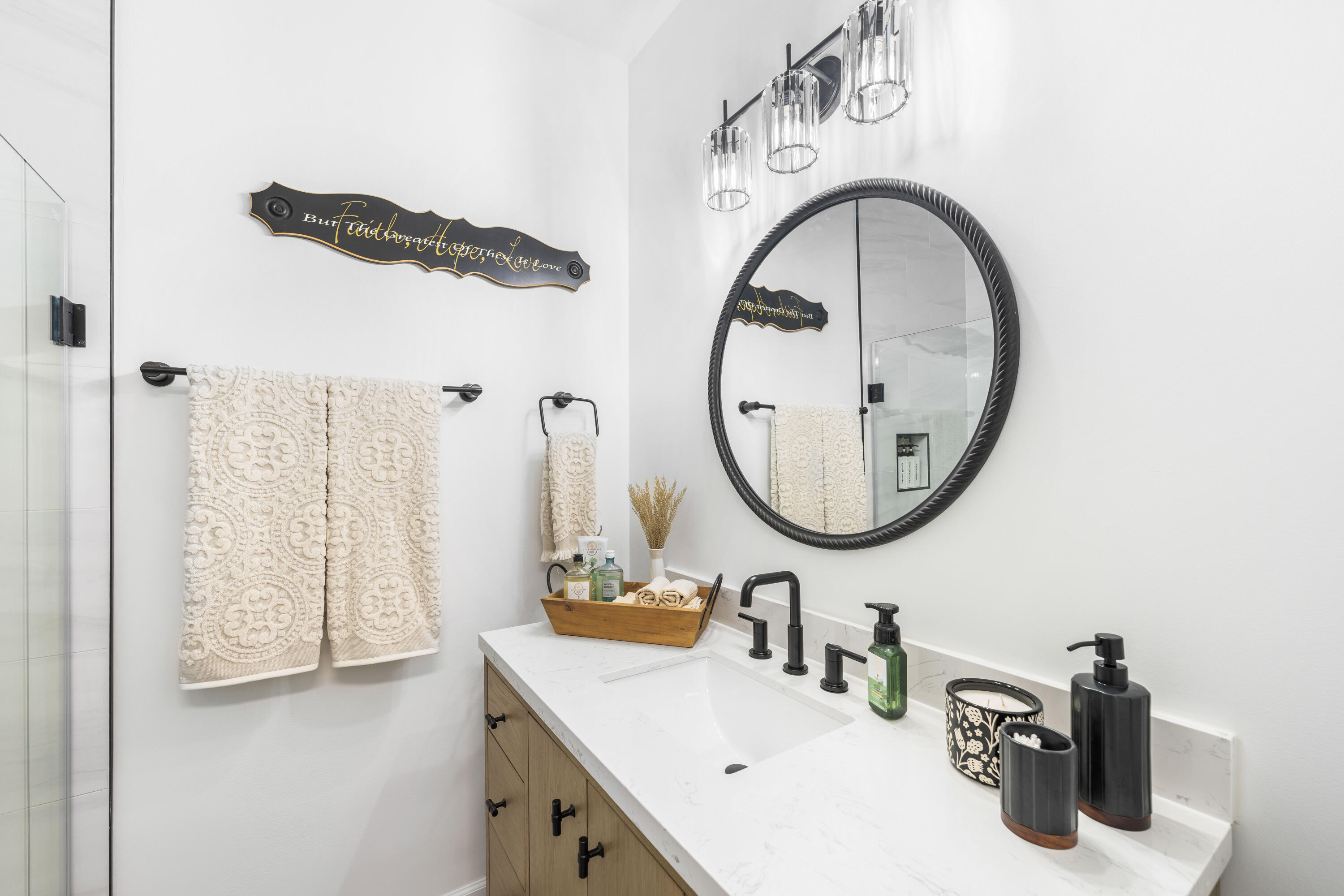 CRYSTAL LAKE - Residential