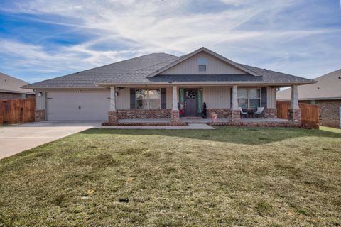 Photo of 2213 Jernigan Drive, Crestview, FL 32536 (MLS # 989845)