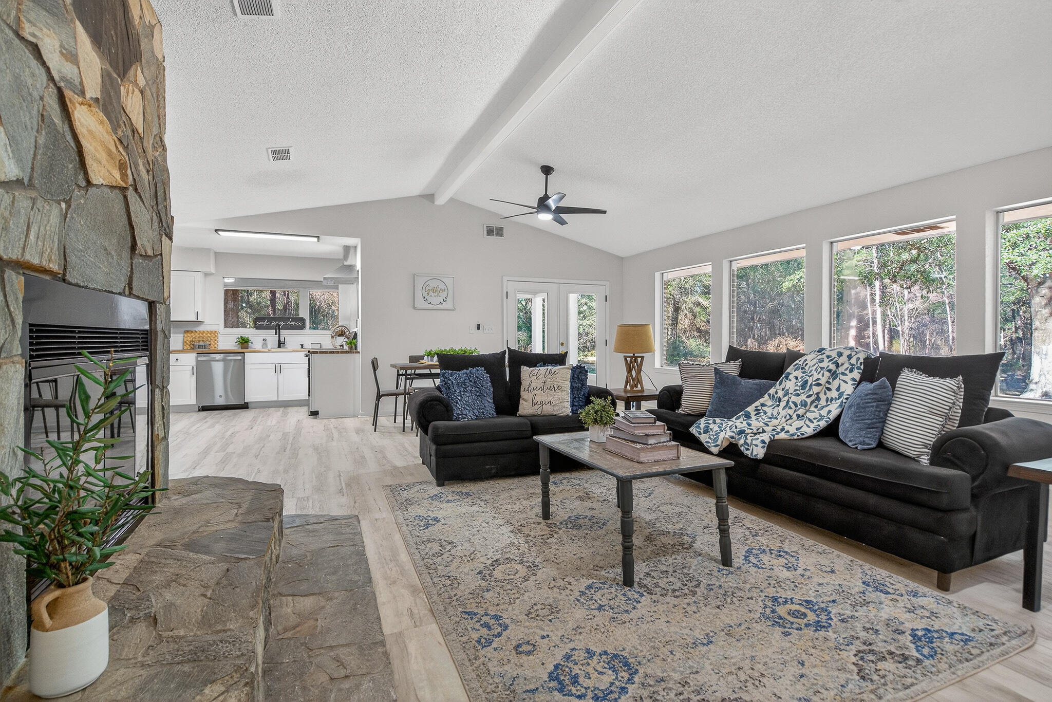 CRESTVIEW - Residential