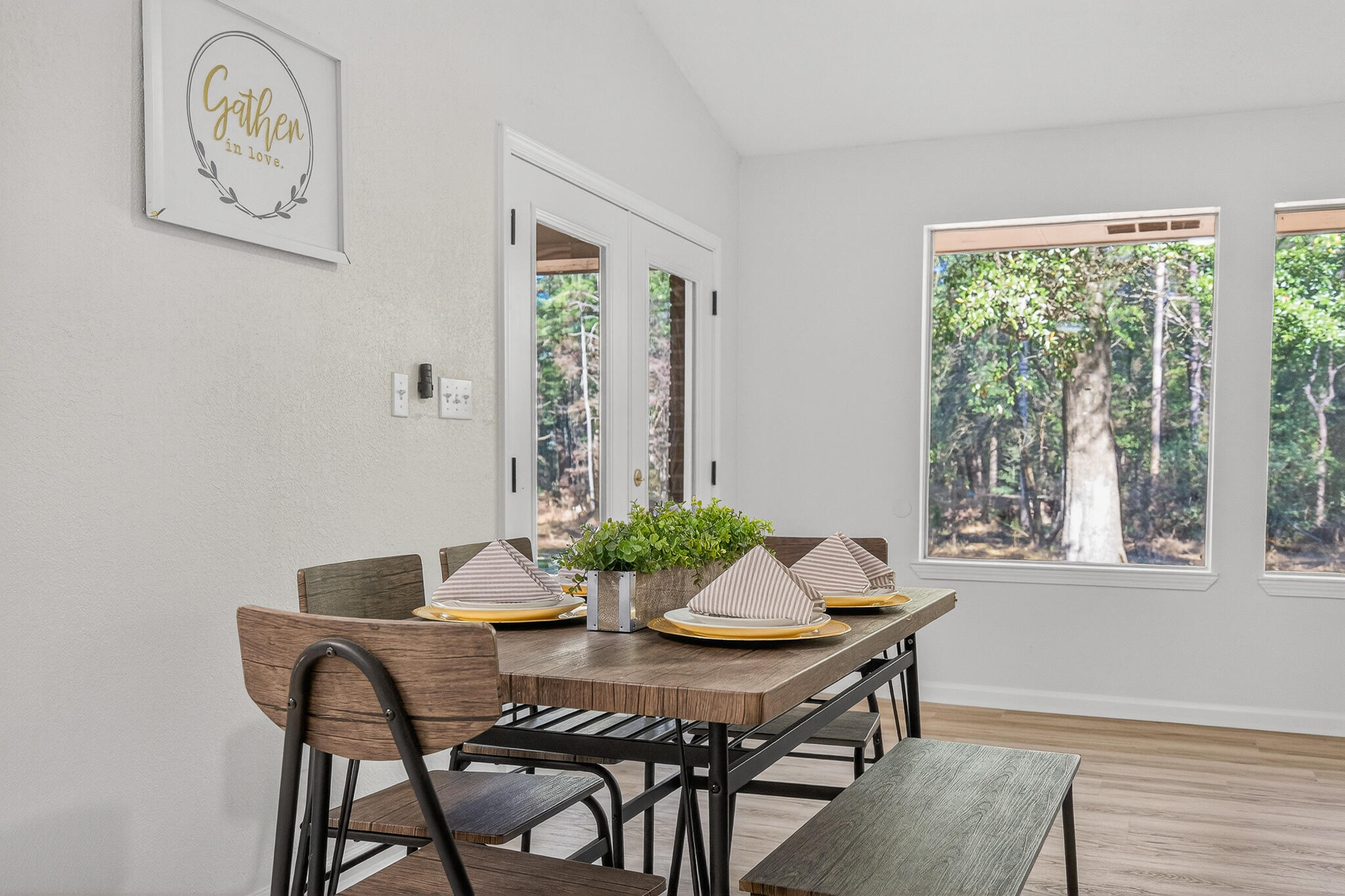 CRESTVIEW - Residential