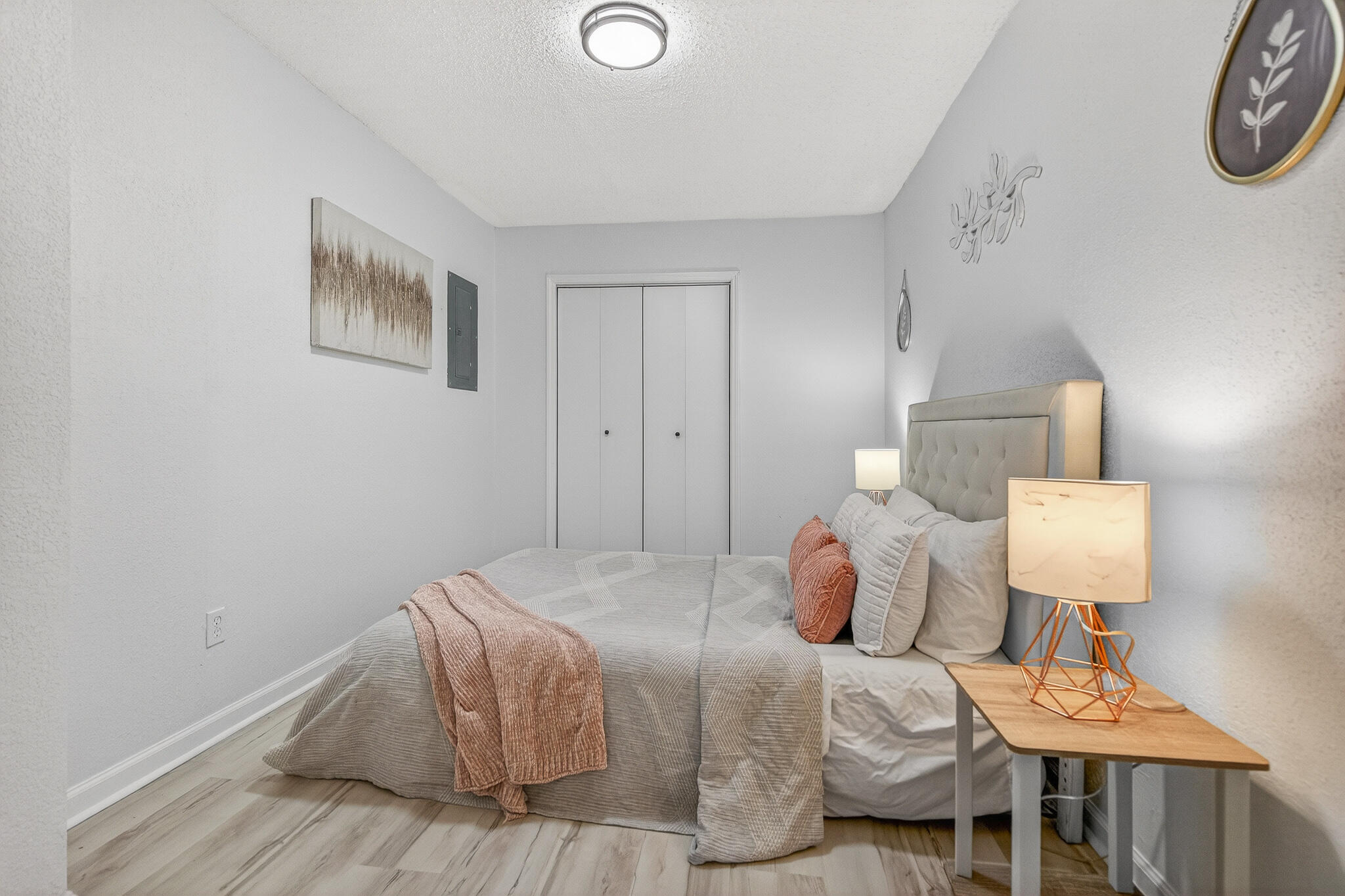 CRESTVIEW - Residential