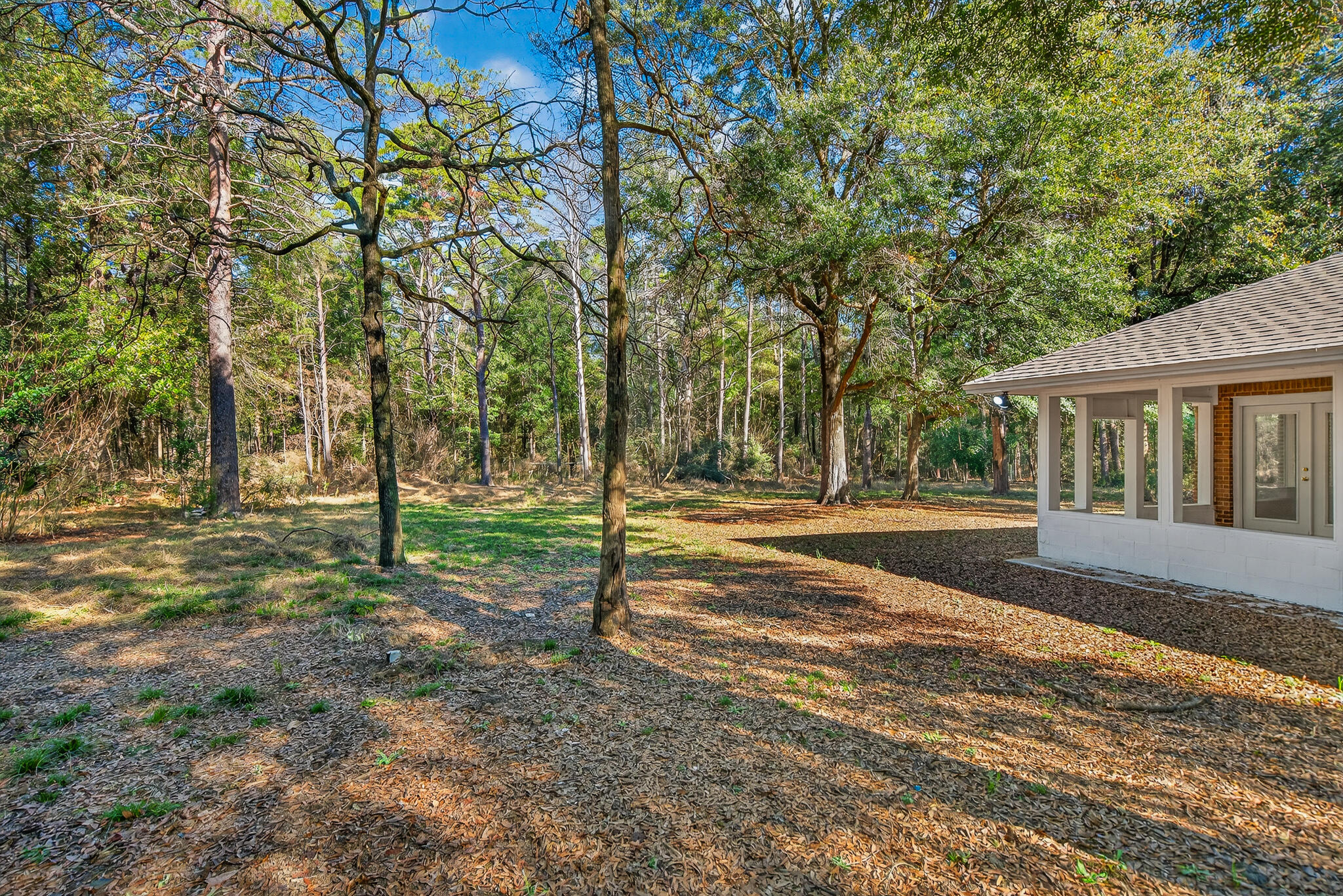 CRESTVIEW - Residential