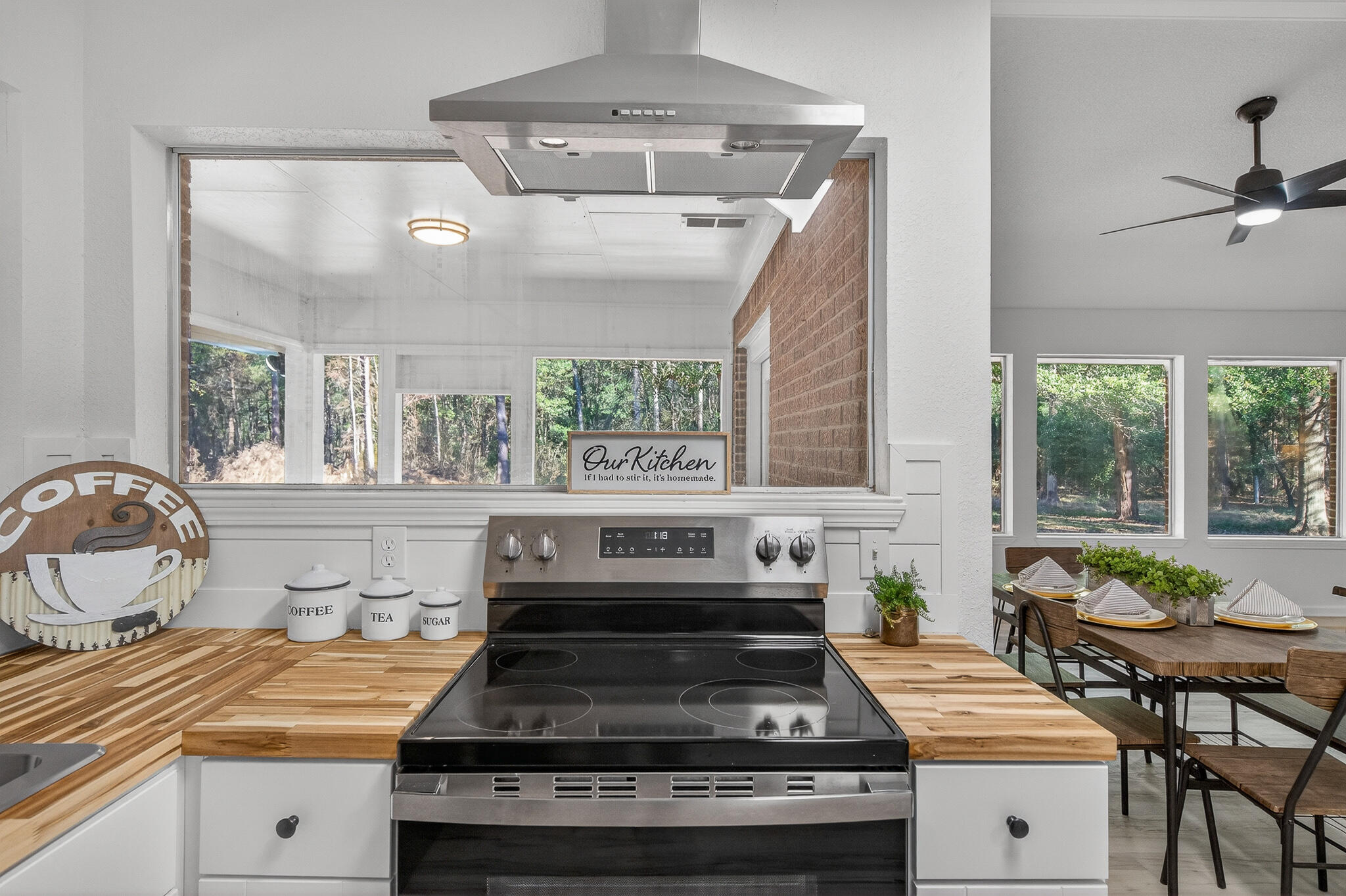 CRESTVIEW - Residential