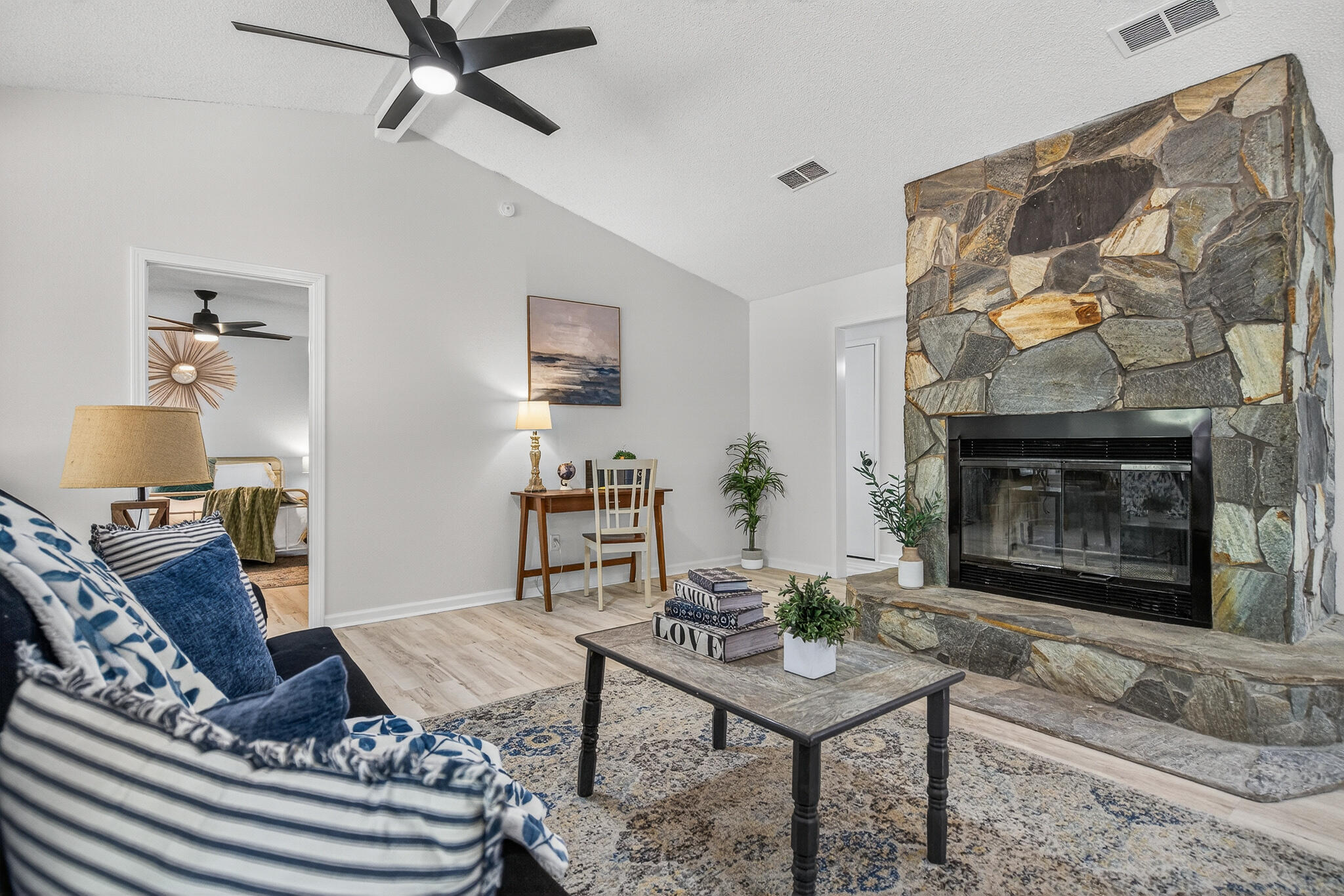 CRESTVIEW - Residential