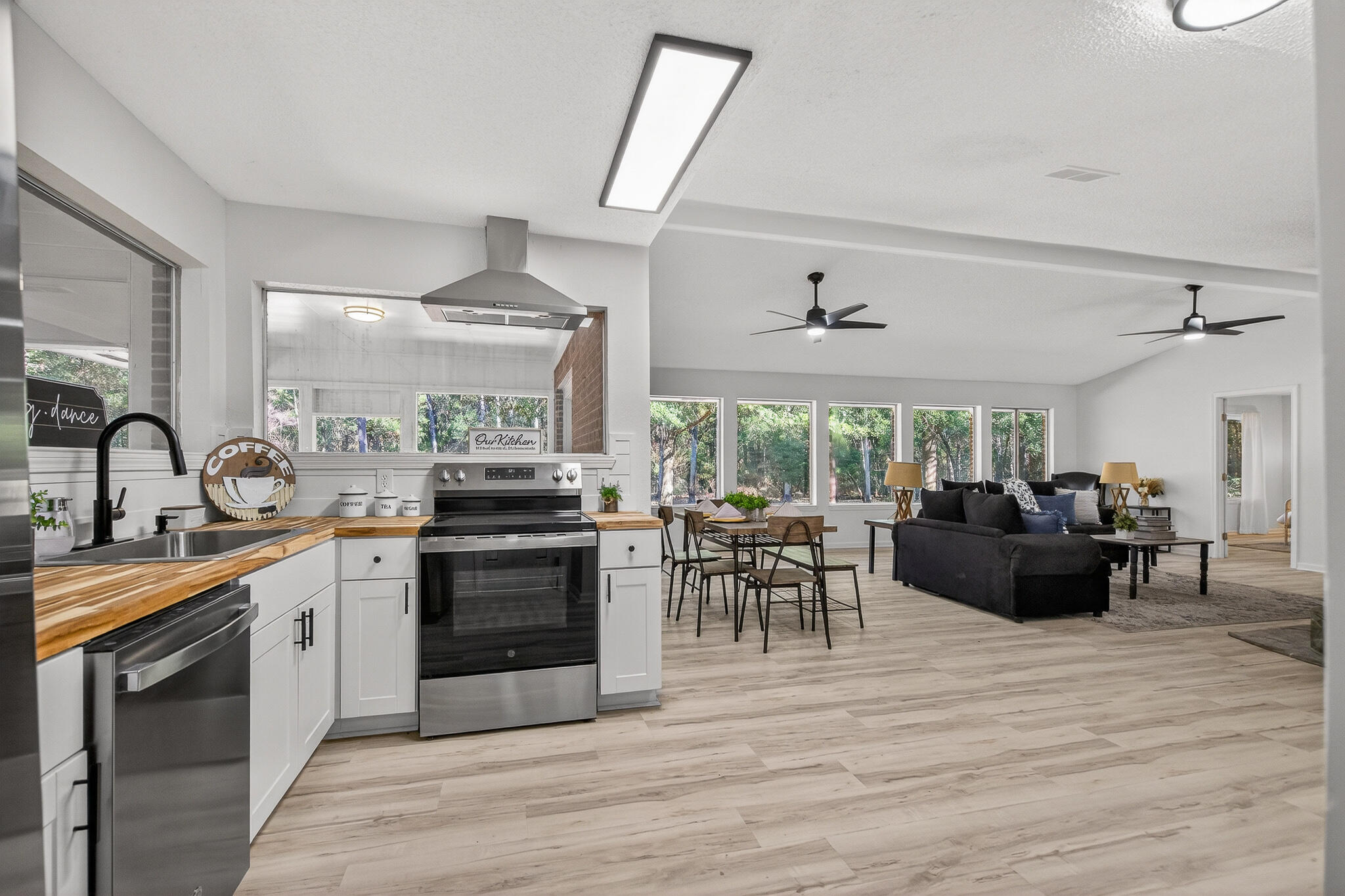 CRESTVIEW - Residential