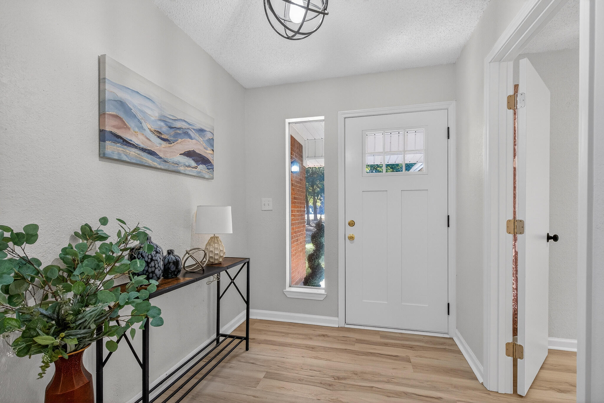 CRESTVIEW - Residential