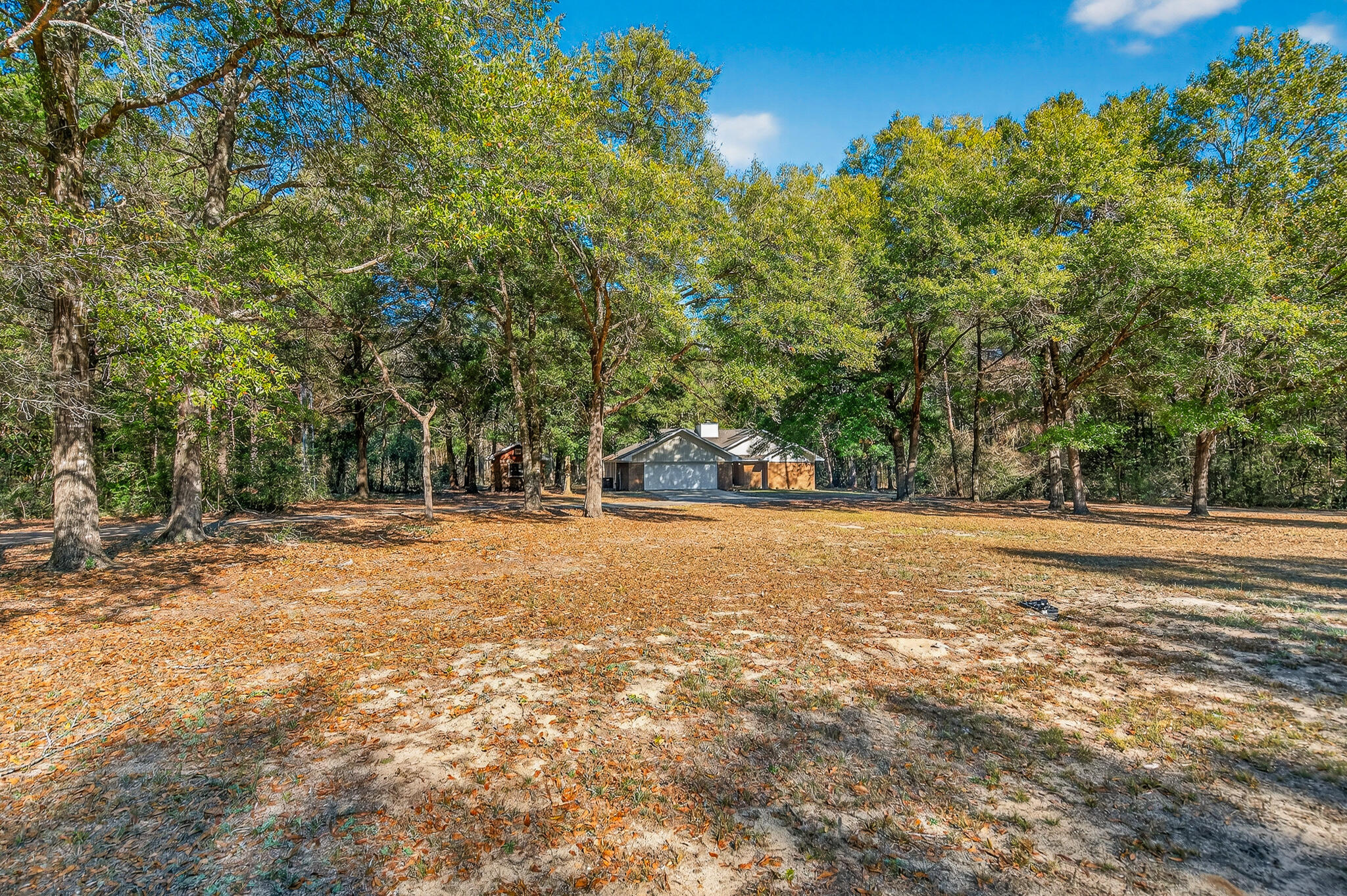 CRESTVIEW - Residential