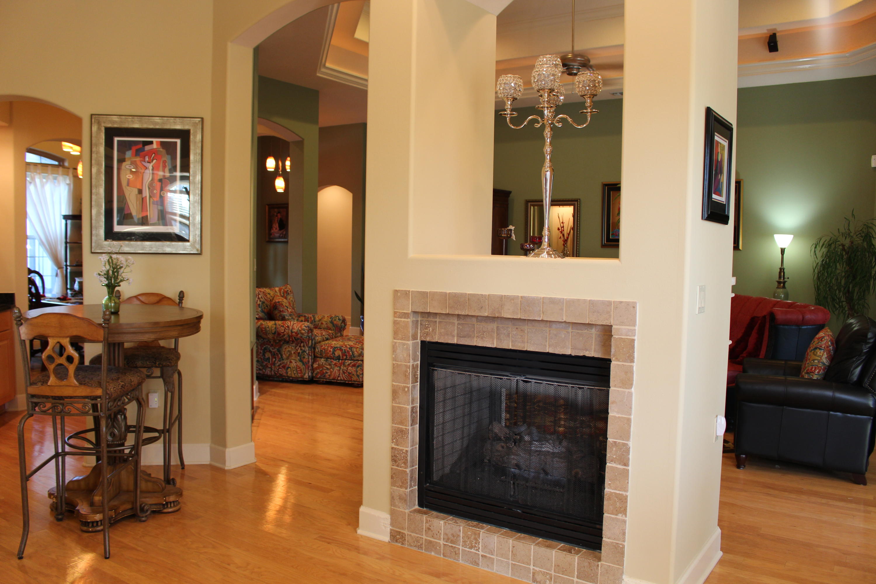 CHARDONNAY ESTATES - Residential