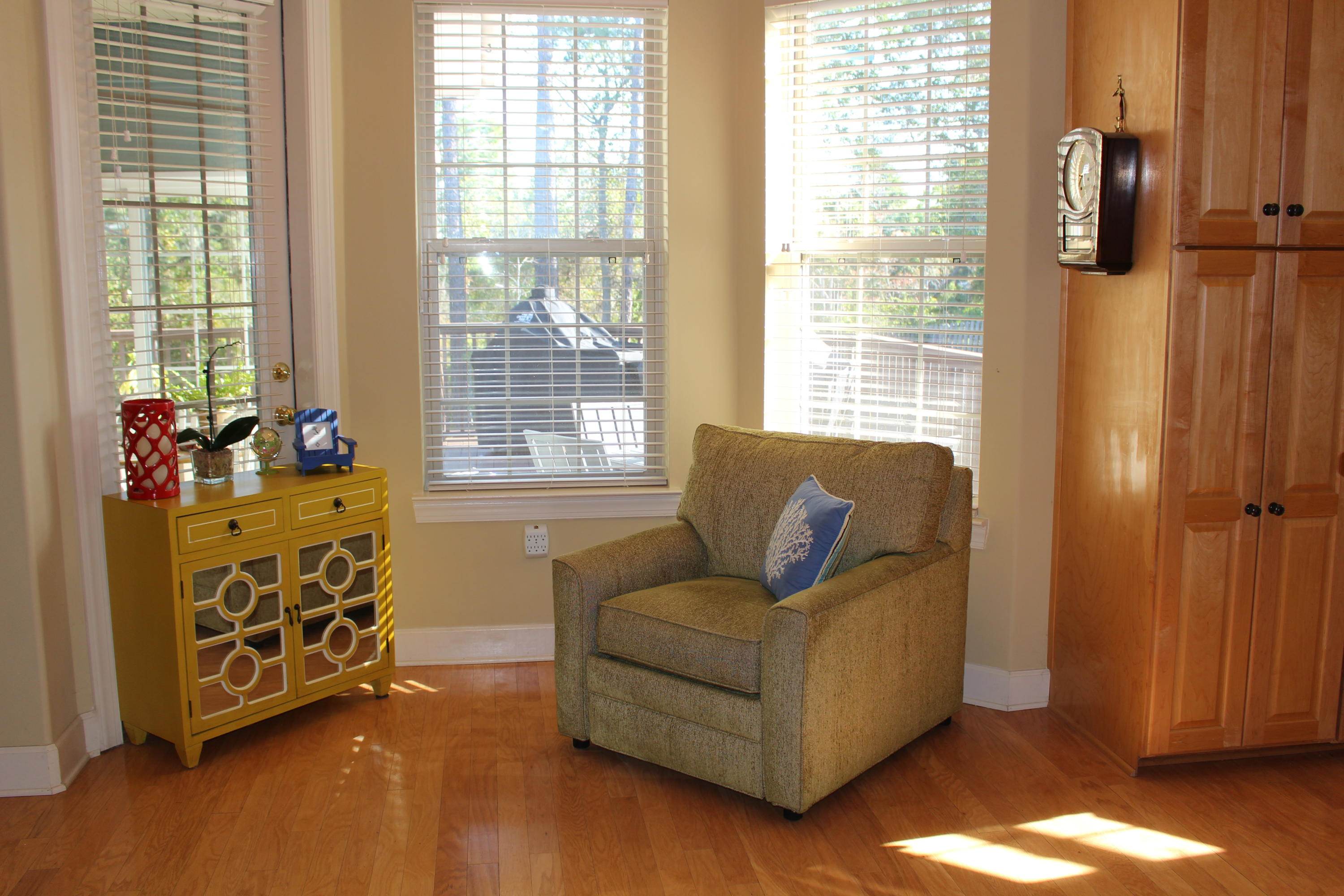 CHARDONNAY ESTATES - Residential