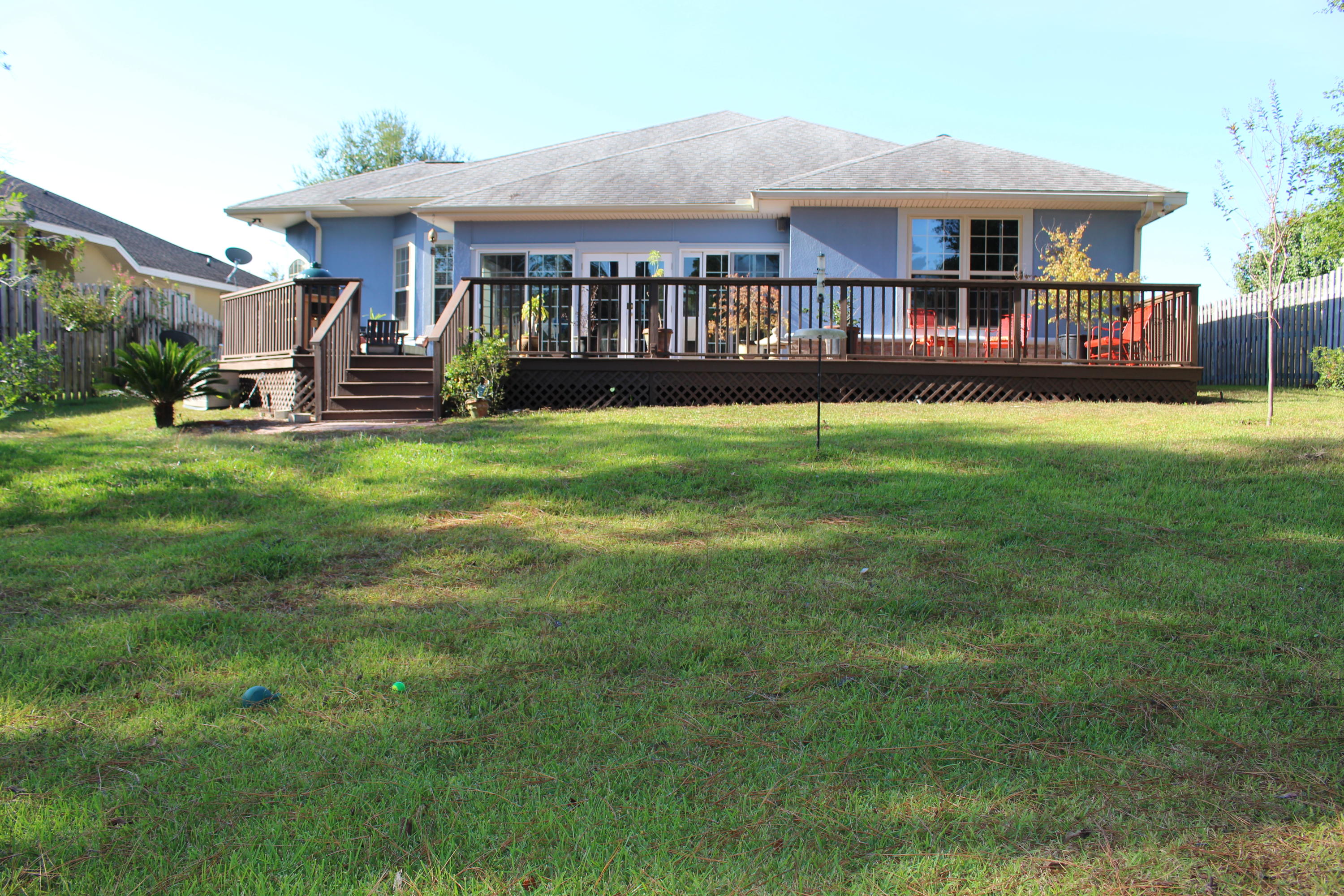 CHARDONNAY ESTATES - Residential