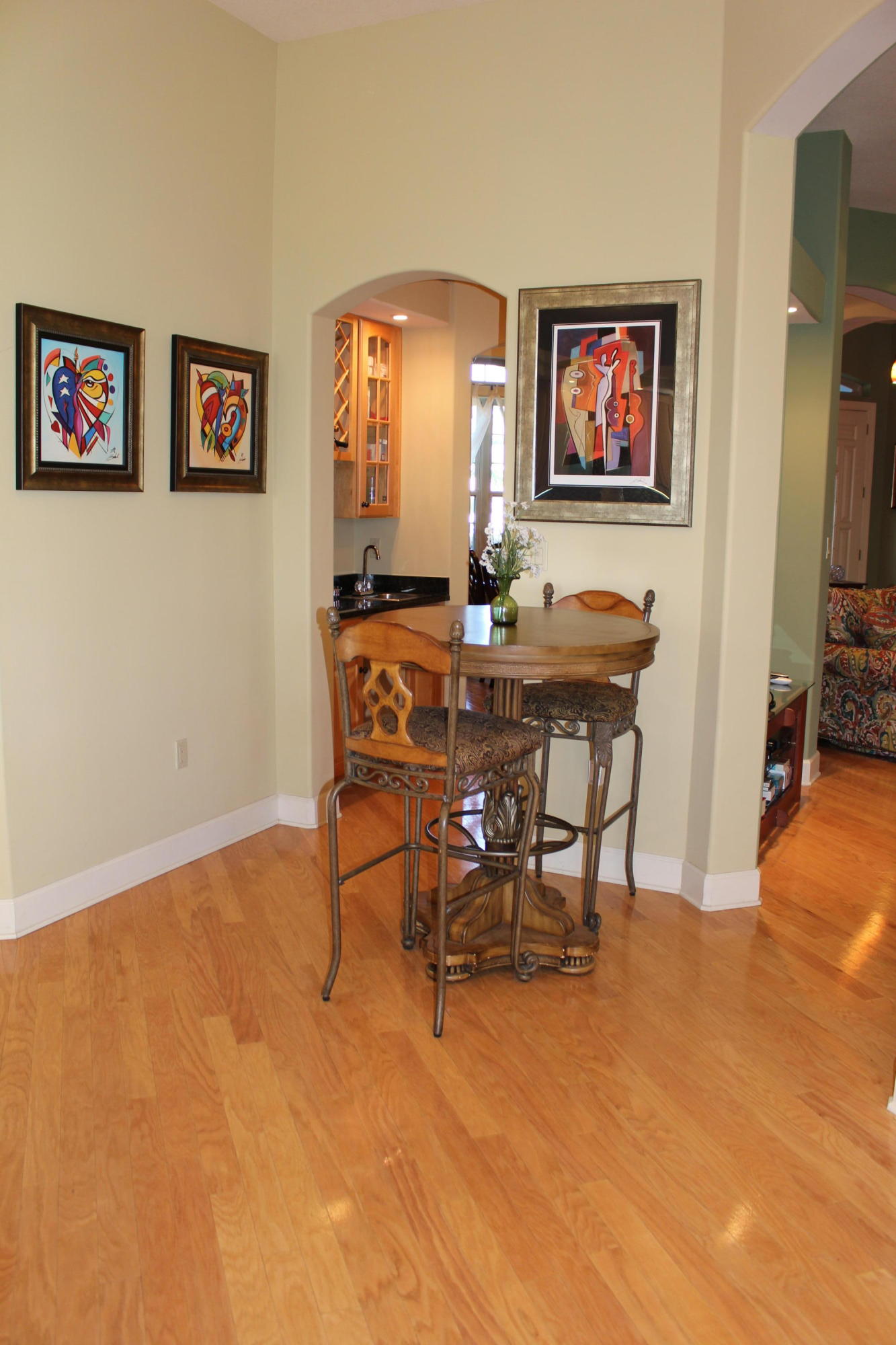 CHARDONNAY ESTATES - Residential