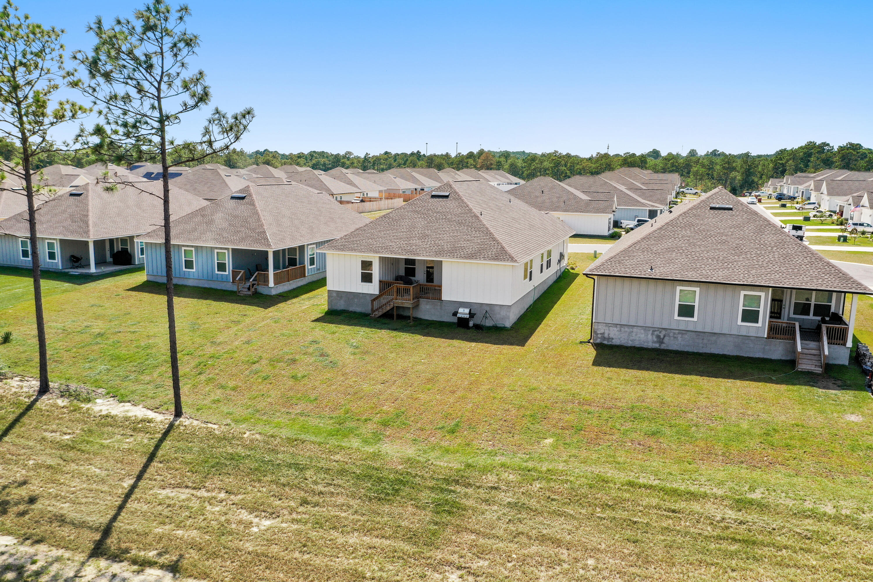 MAGNOLIA CREEK PHASE 1 - Residential Lease