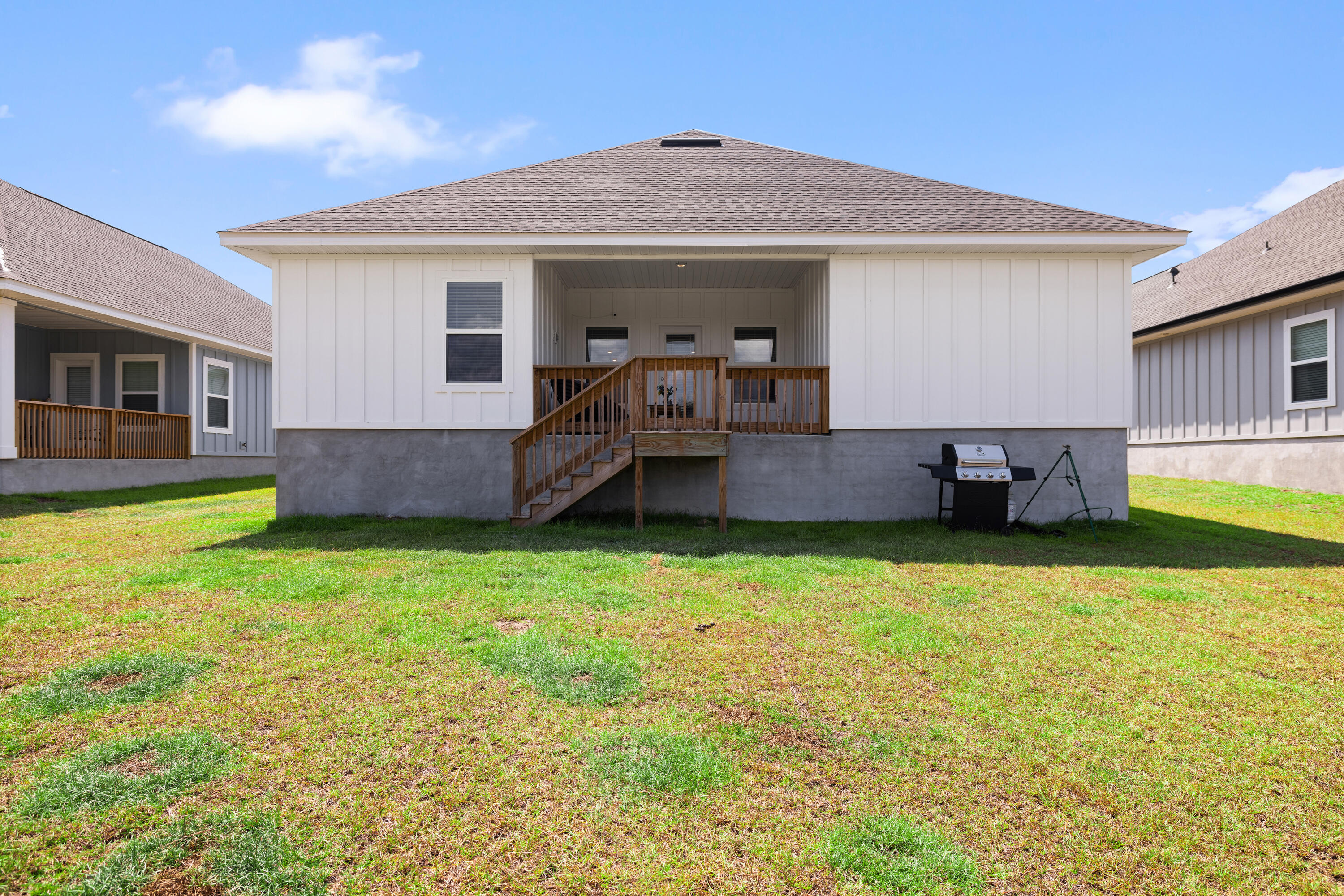 MAGNOLIA CREEK PHASE 1 - Residential Lease