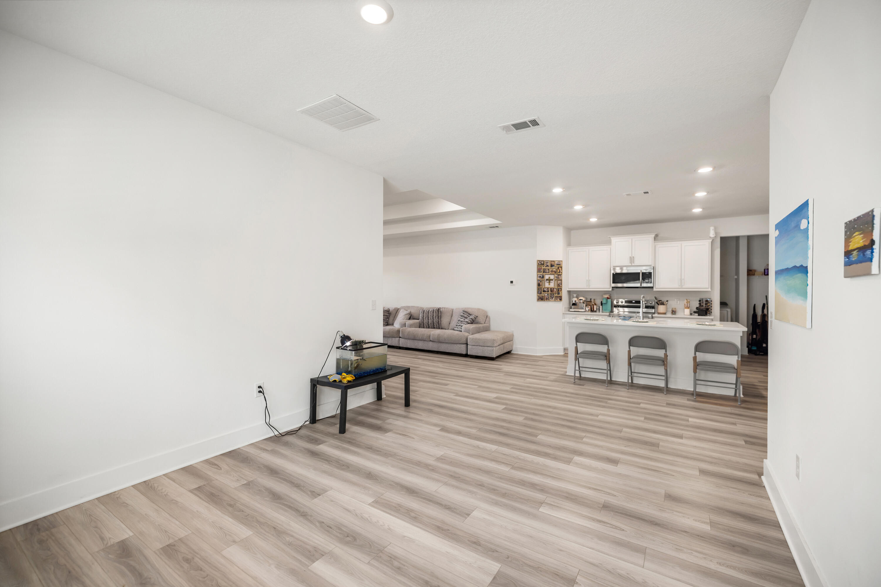 MAGNOLIA CREEK PHASE 1 - Residential Lease