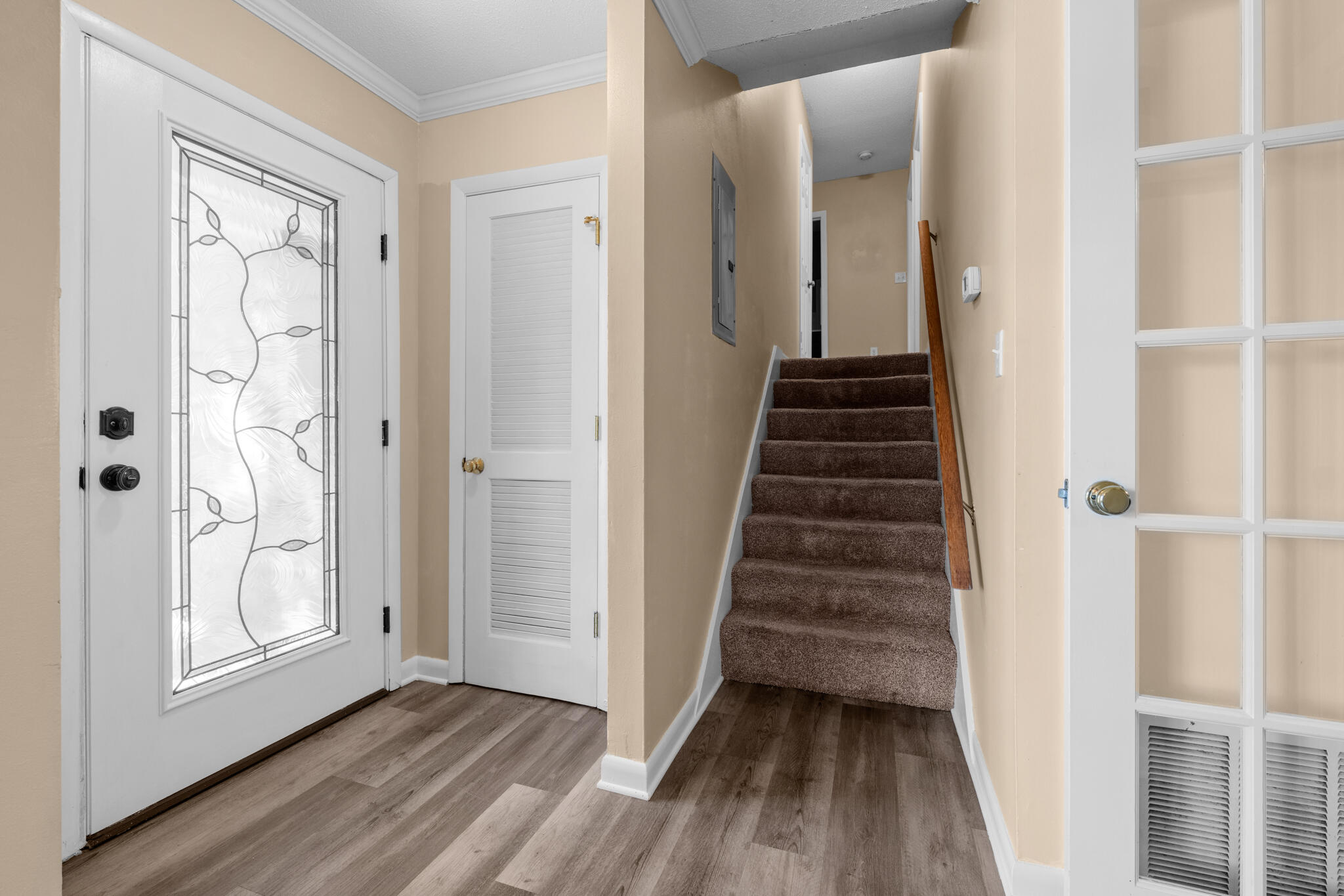 25 Poplar Avenue