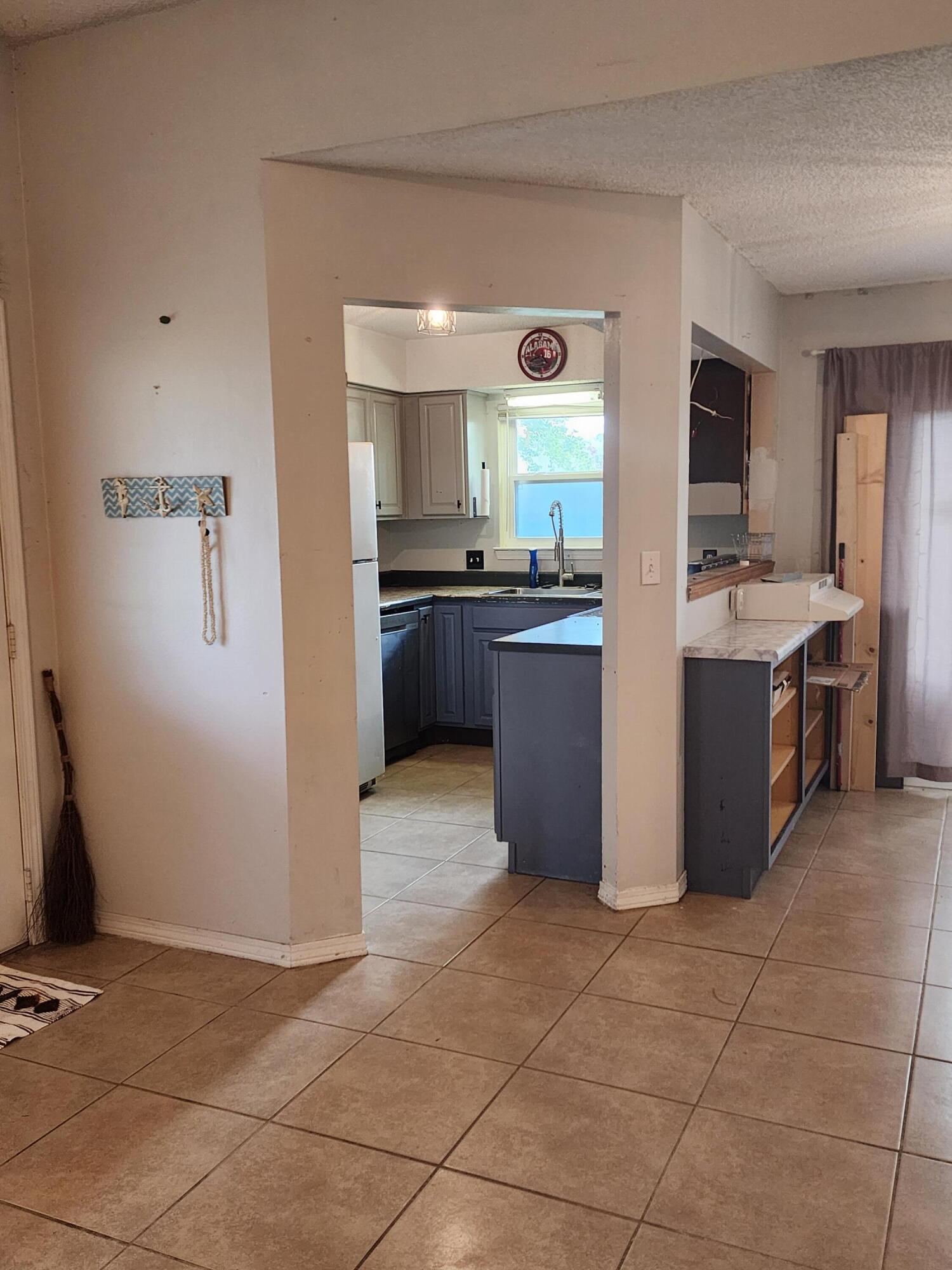 WYNNEHAVEN BEACH ESTATES 1ST ADDN - Residential