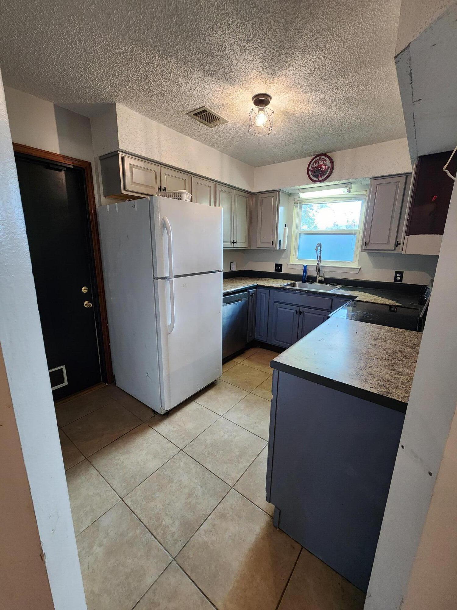 WYNNEHAVEN BEACH ESTATES 1ST ADDN - Residential