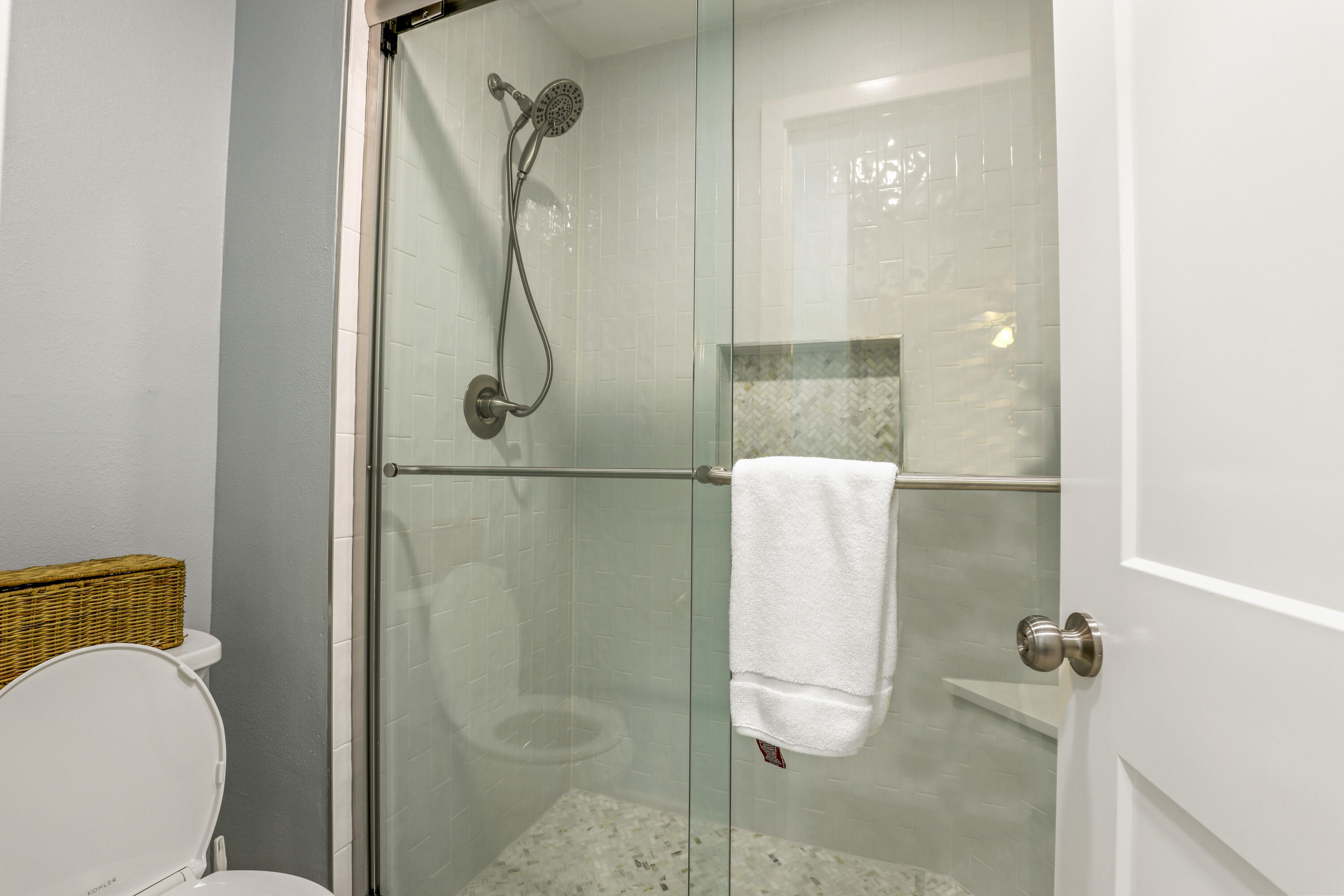 BAYOU VILLAGE CONDO PH 1 - Residential Lease
