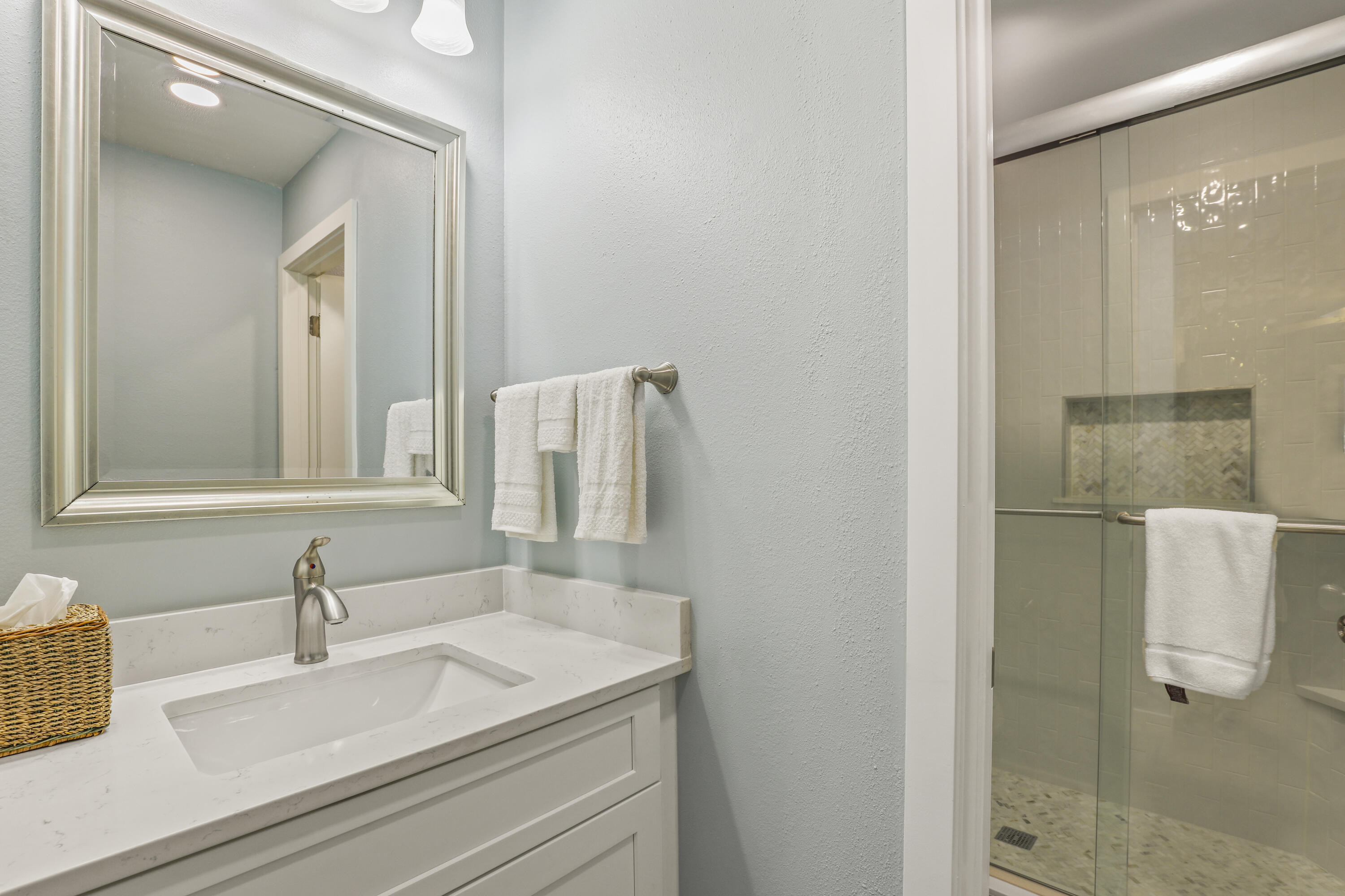 BAYOU VILLAGE CONDO PH 1 - Residential Lease