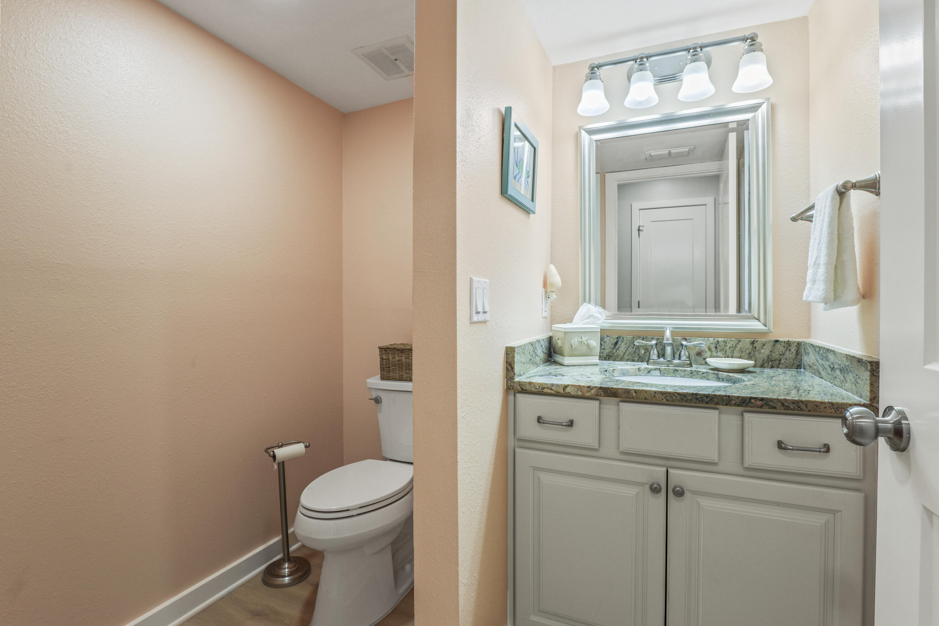 BAYOU VILLAGE CONDO PH 1 - Residential Lease