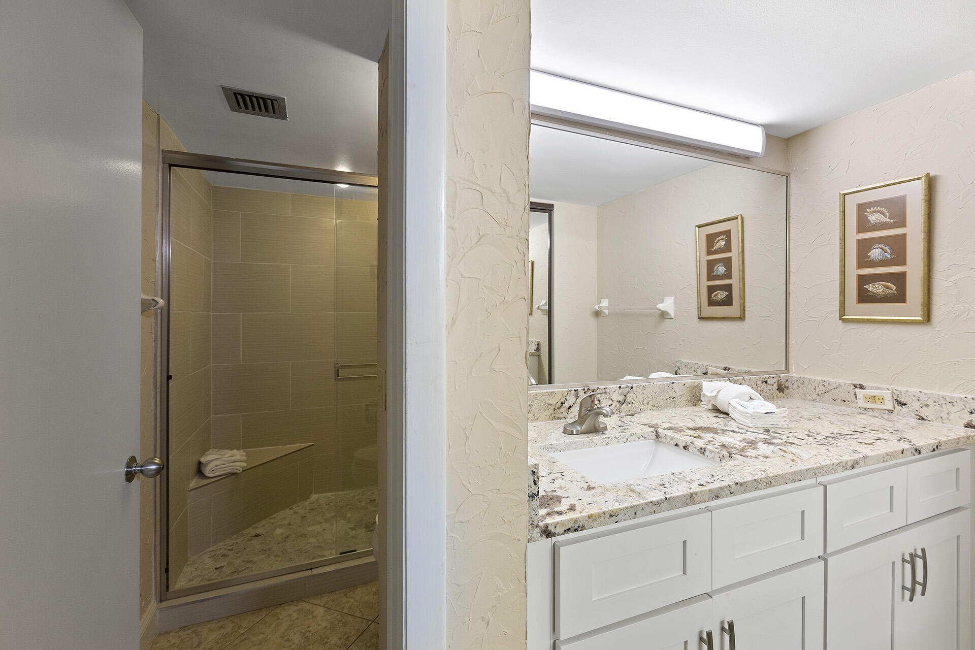 MAINSAIL CONDO PH 1 - Residential