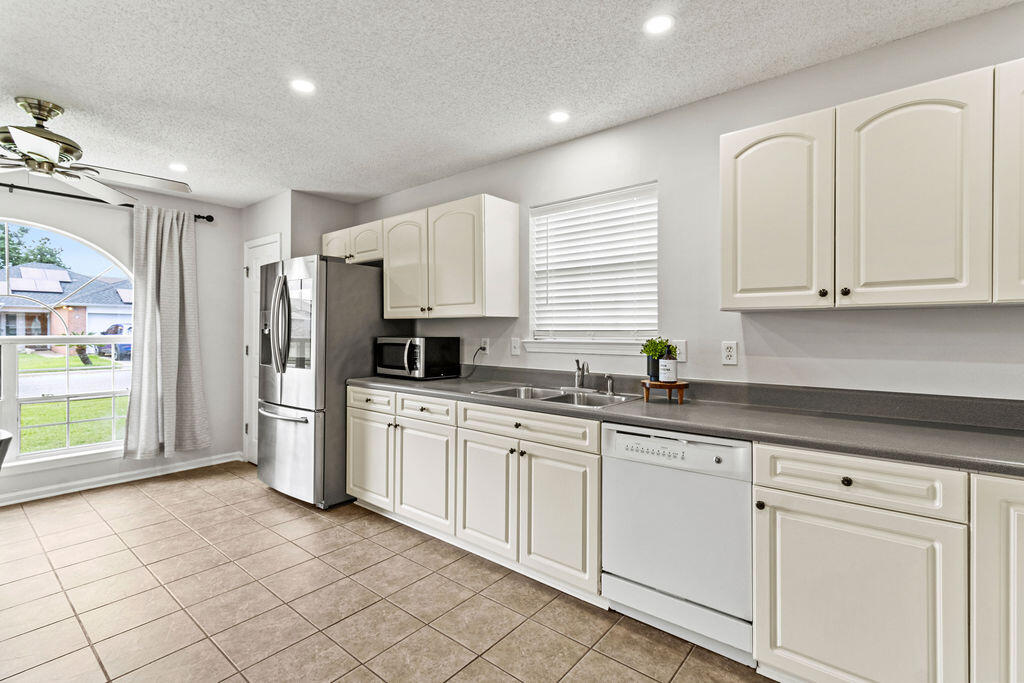 SOUTHERN PINES - Residential