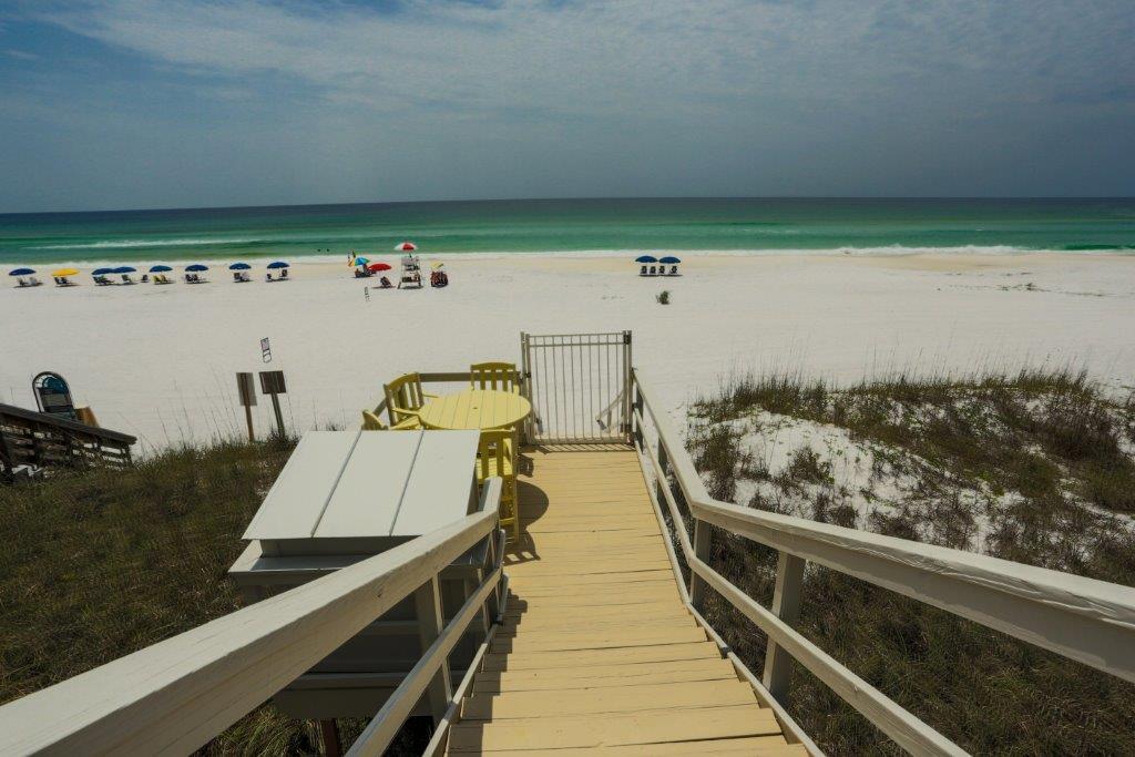 MIRAMAR BEACH - Residential