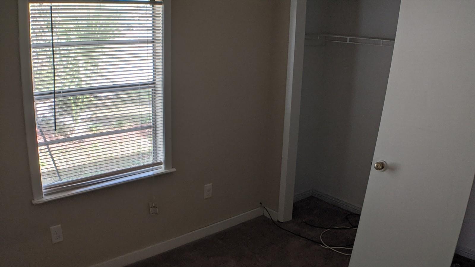 12-1S-23-1230-0000-0000 - Residential