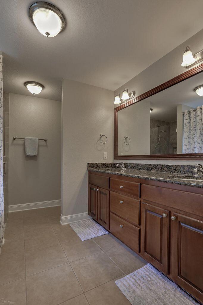 FOX VALLEY - Residential Lease