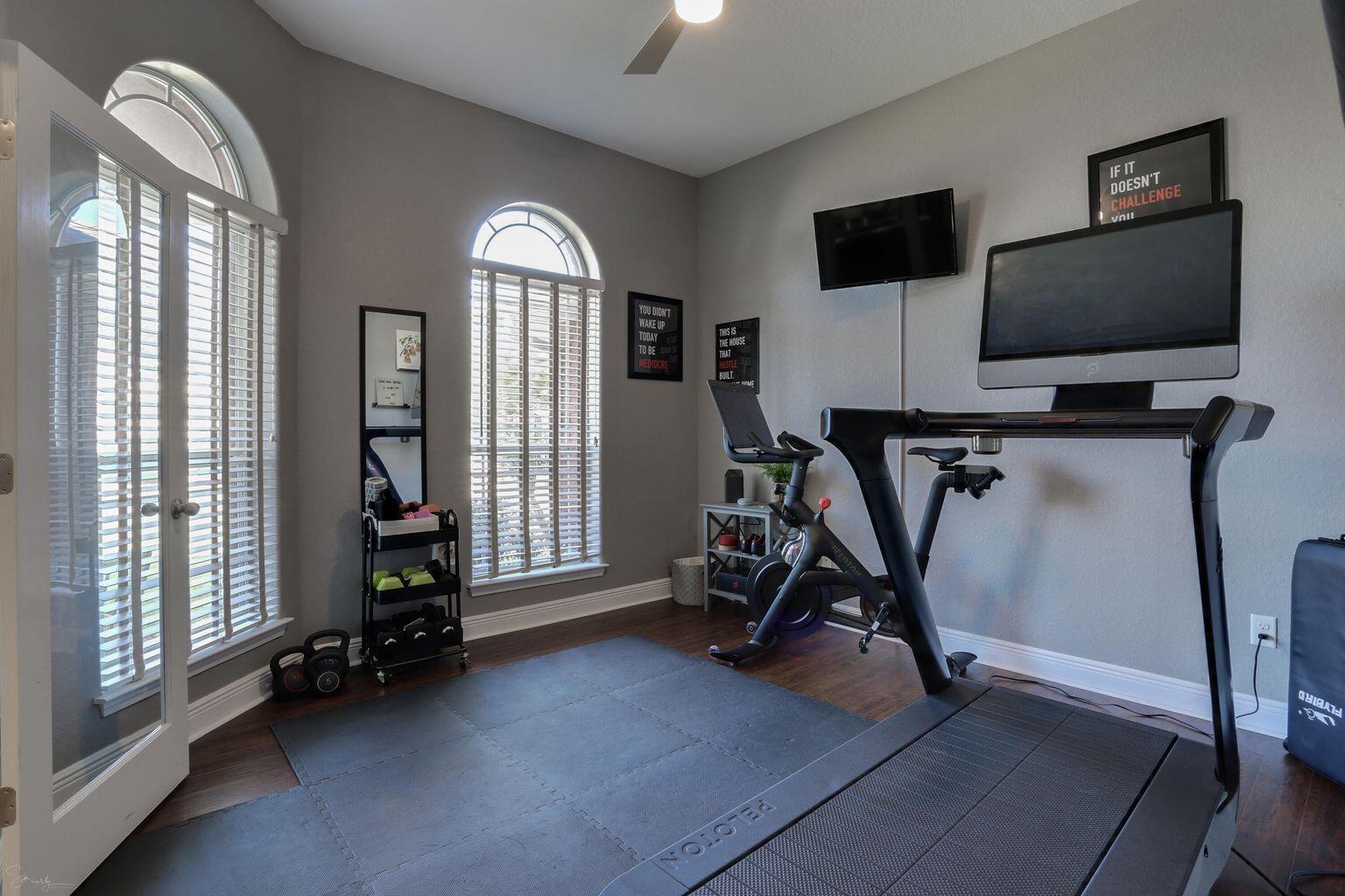 FOX VALLEY - Residential Lease