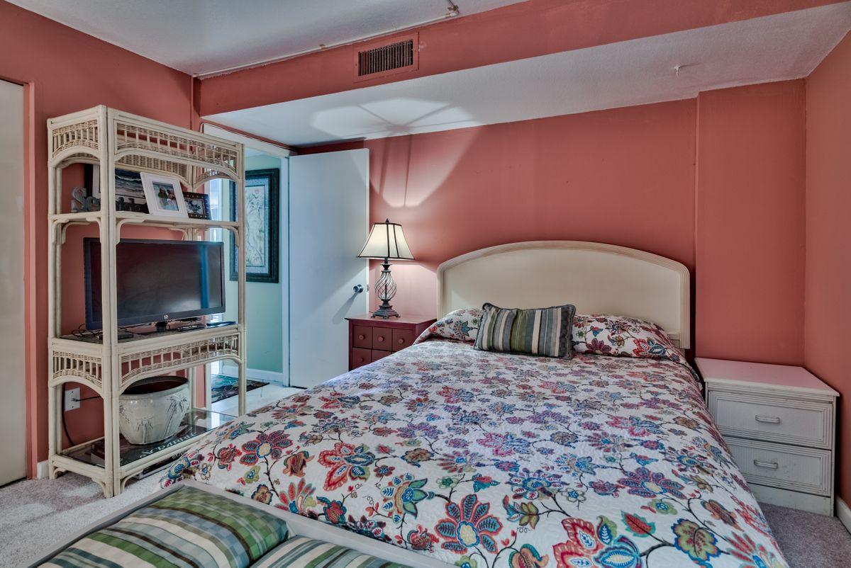 DOLPHIN POINT CONDO - Residential