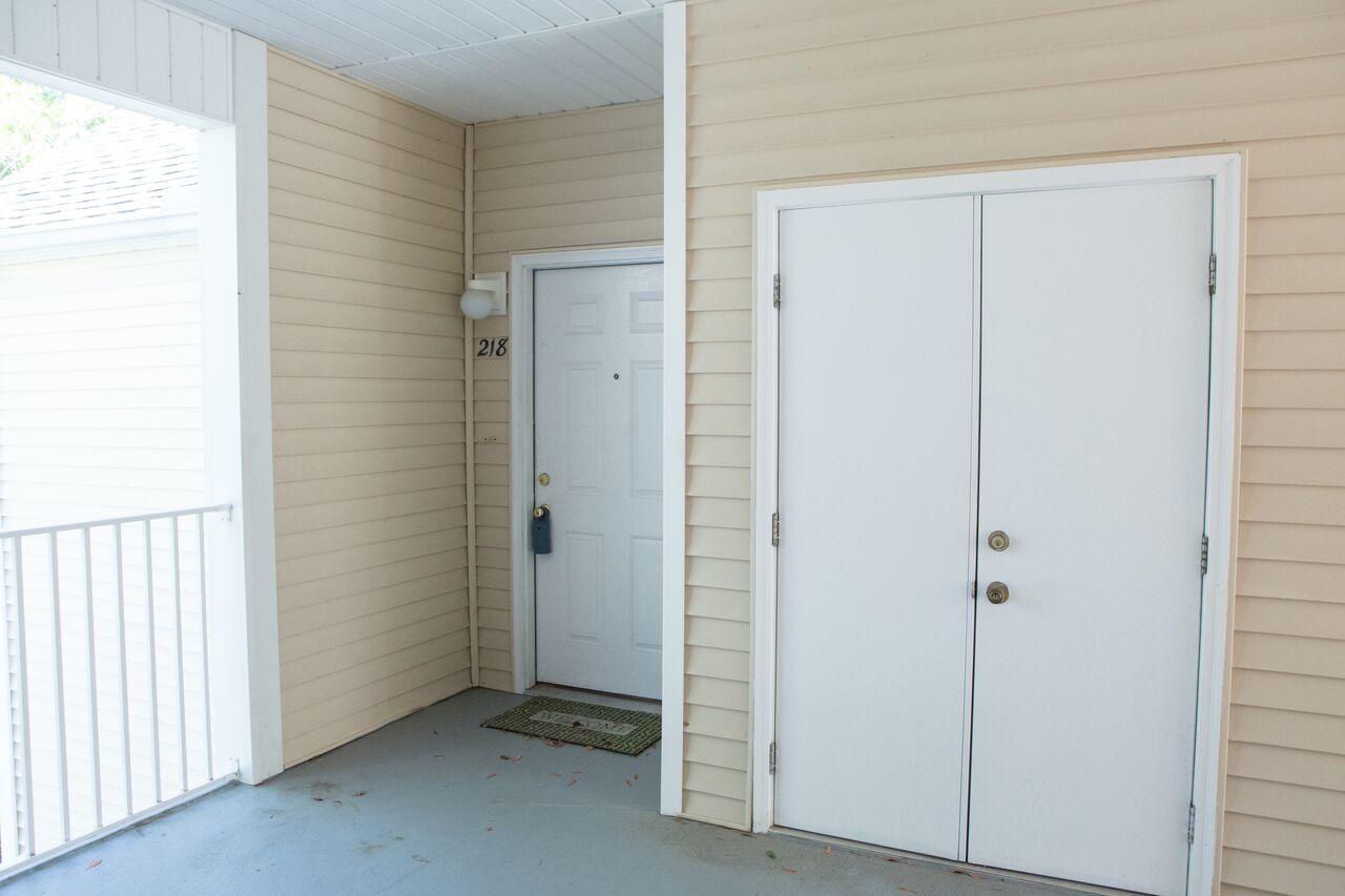 THE OAKS AT NICEVILLE - Residential