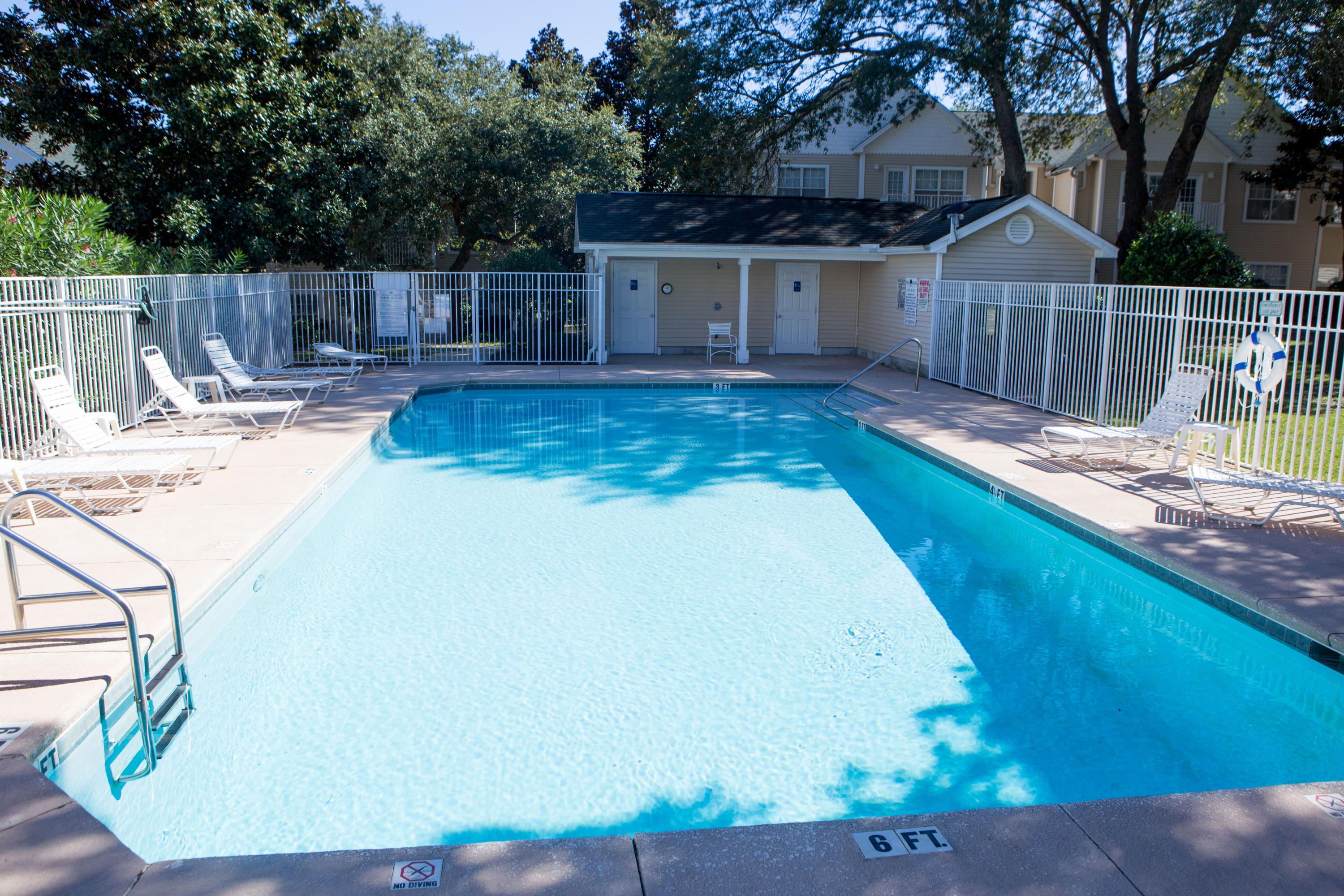 THE OAKS AT NICEVILLE - Residential