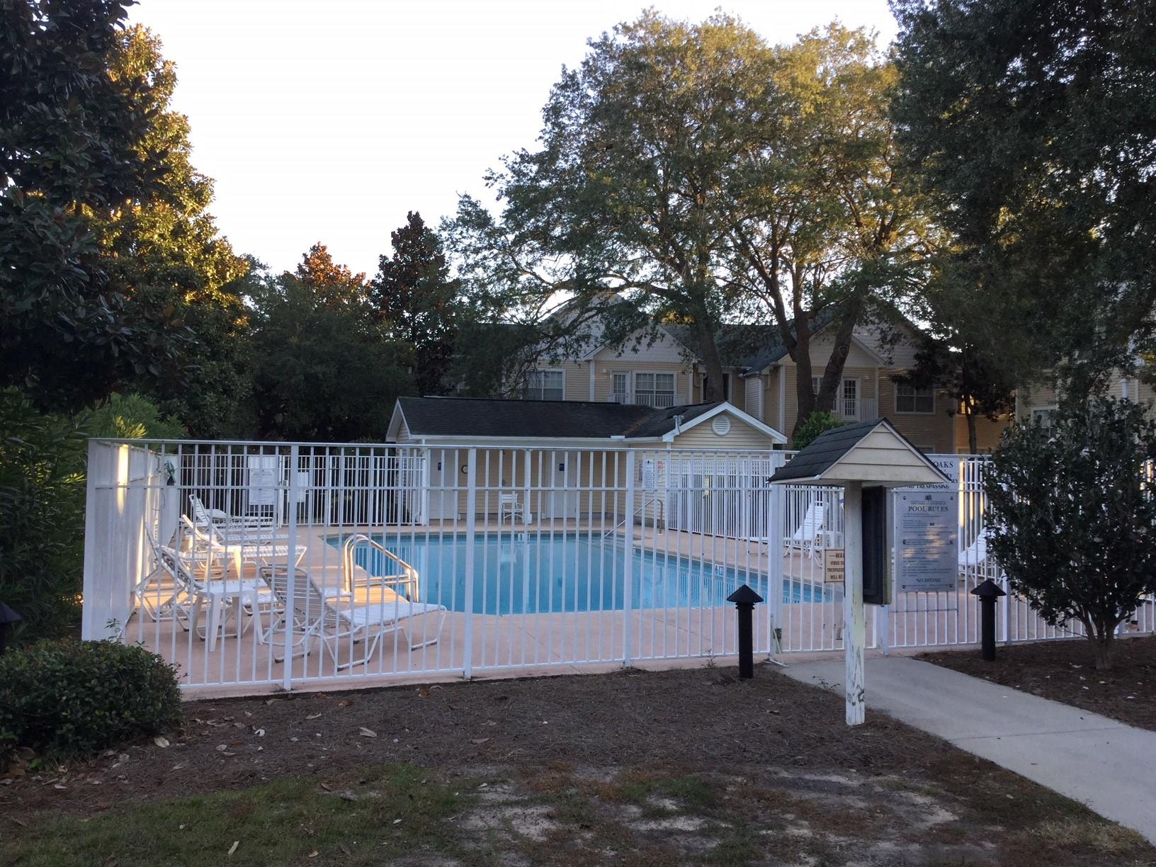 THE OAKS AT NICEVILLE - Residential
