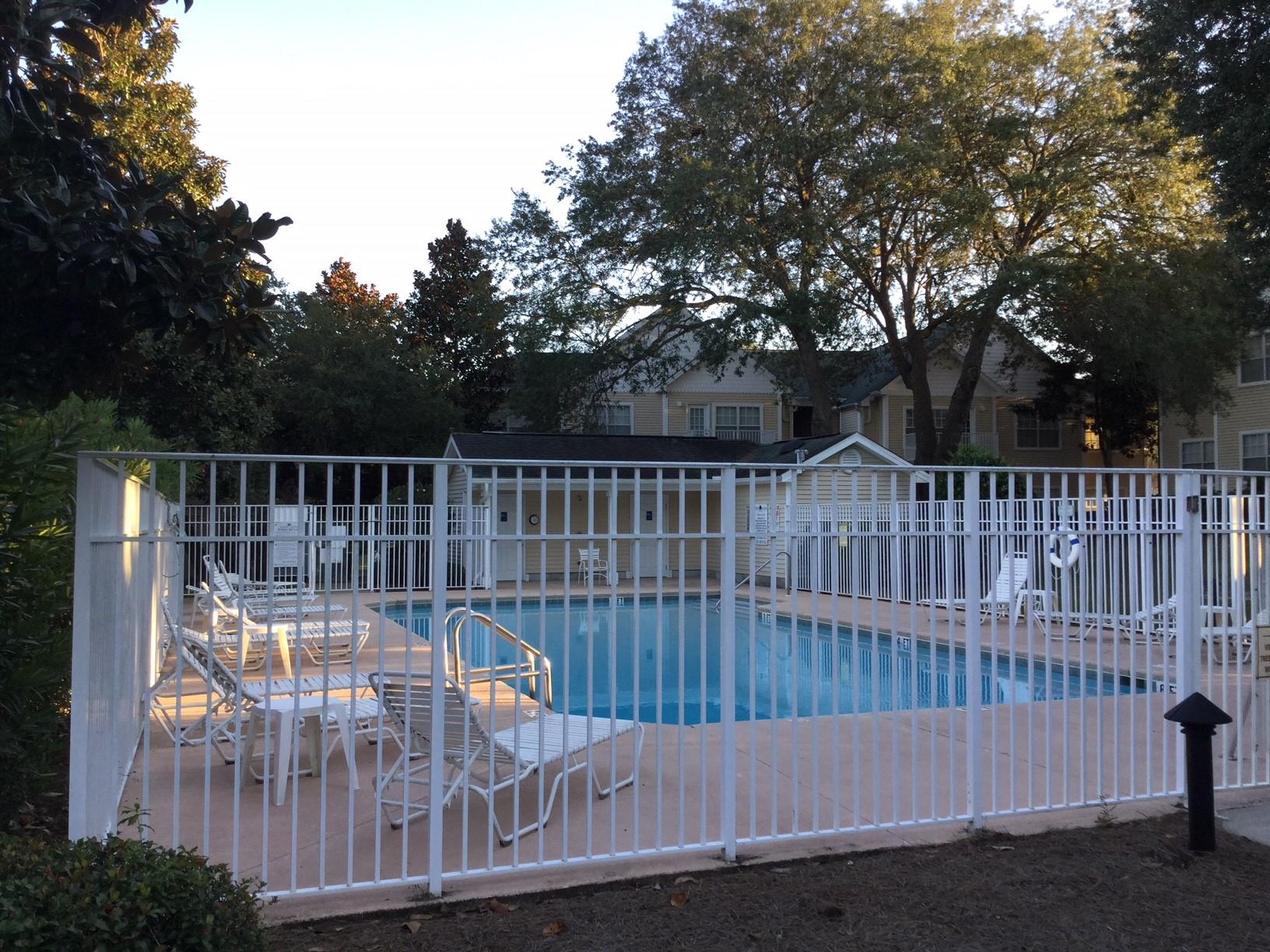 THE OAKS AT NICEVILLE - Residential