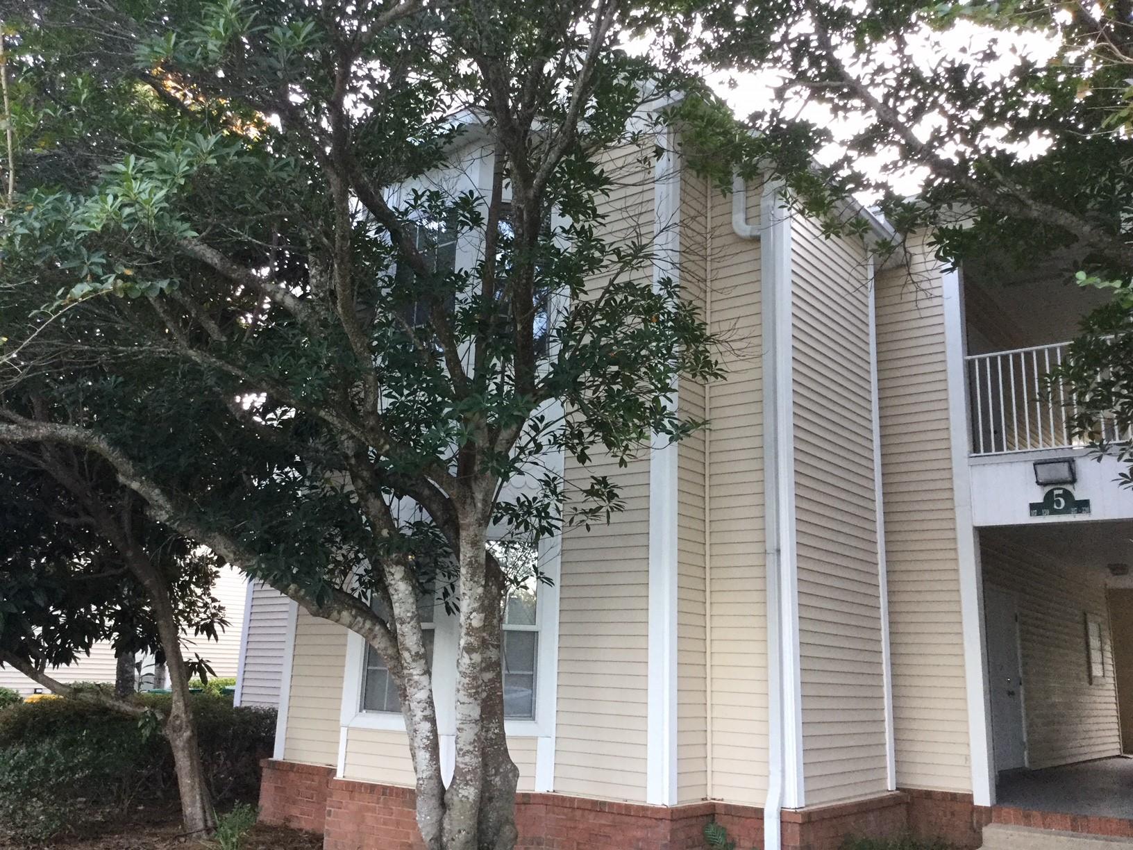 THE OAKS AT NICEVILLE - Residential