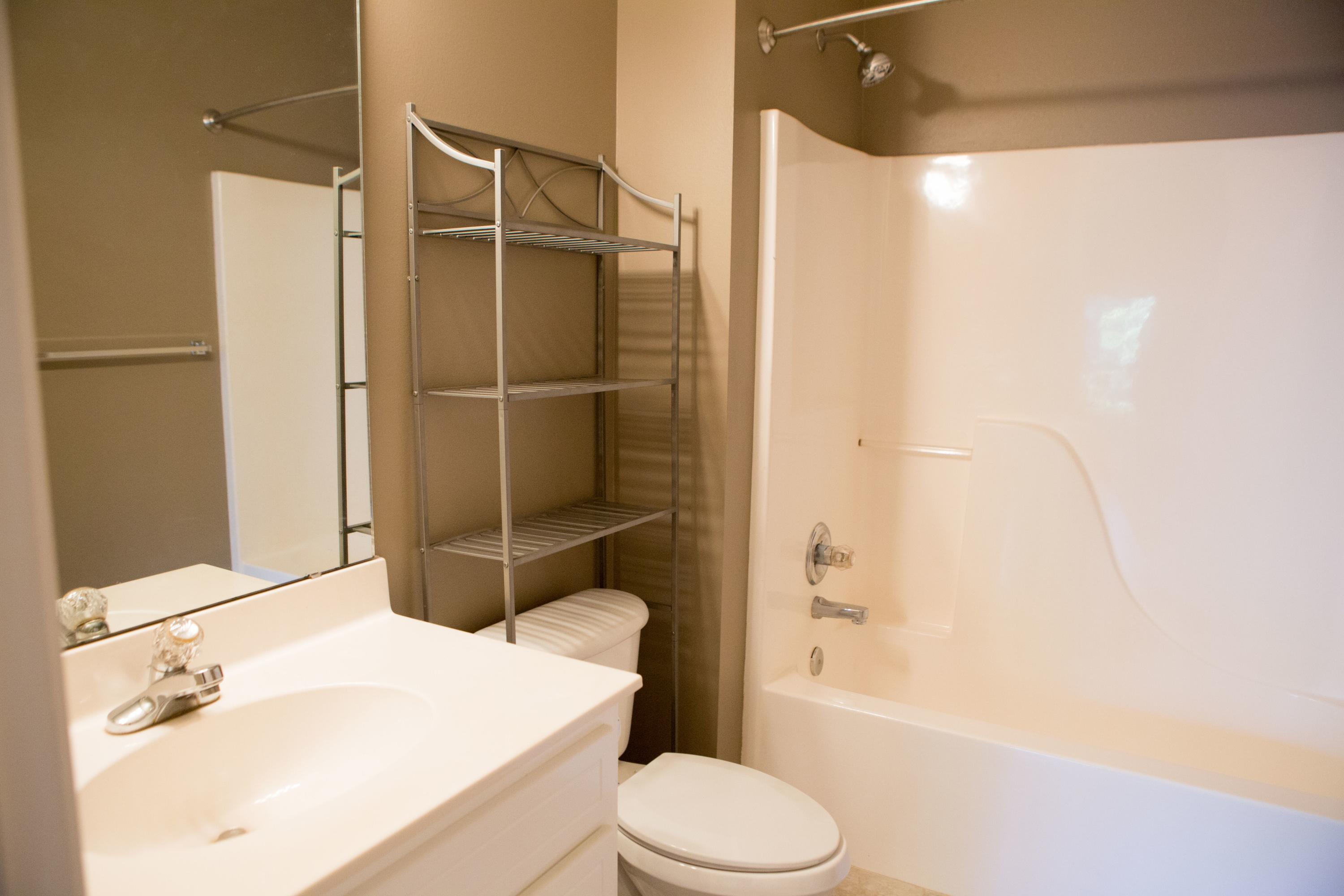 THE OAKS AT NICEVILLE - Residential