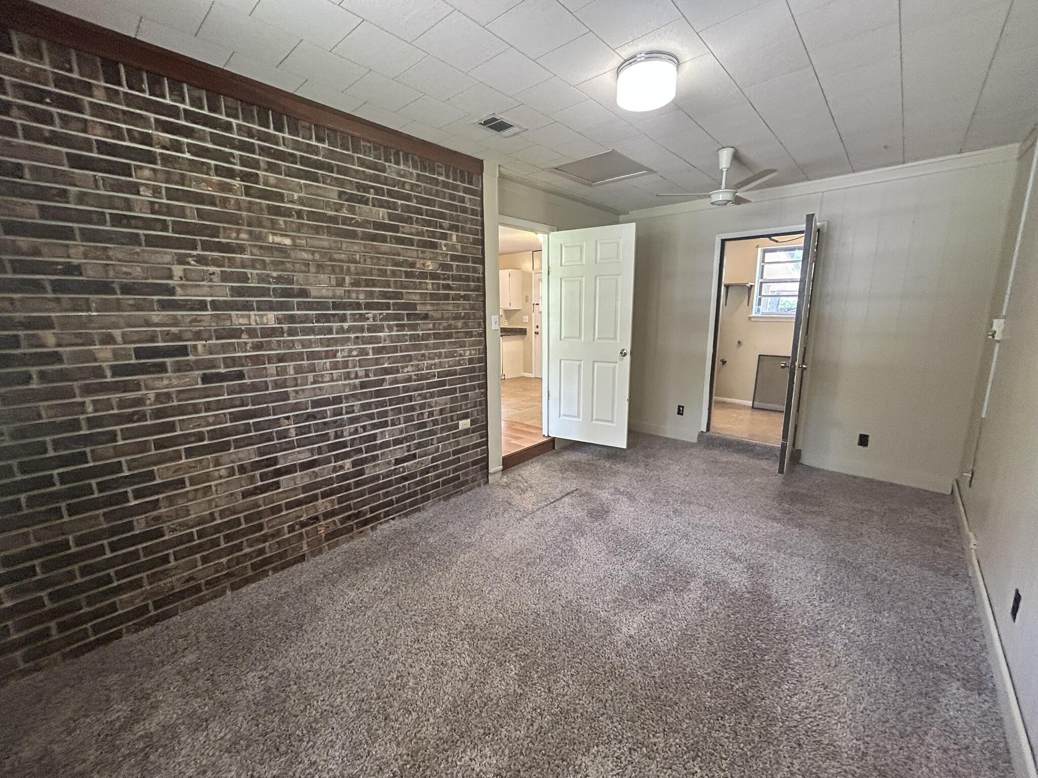 ADAMS POWELL - Residential Lease
