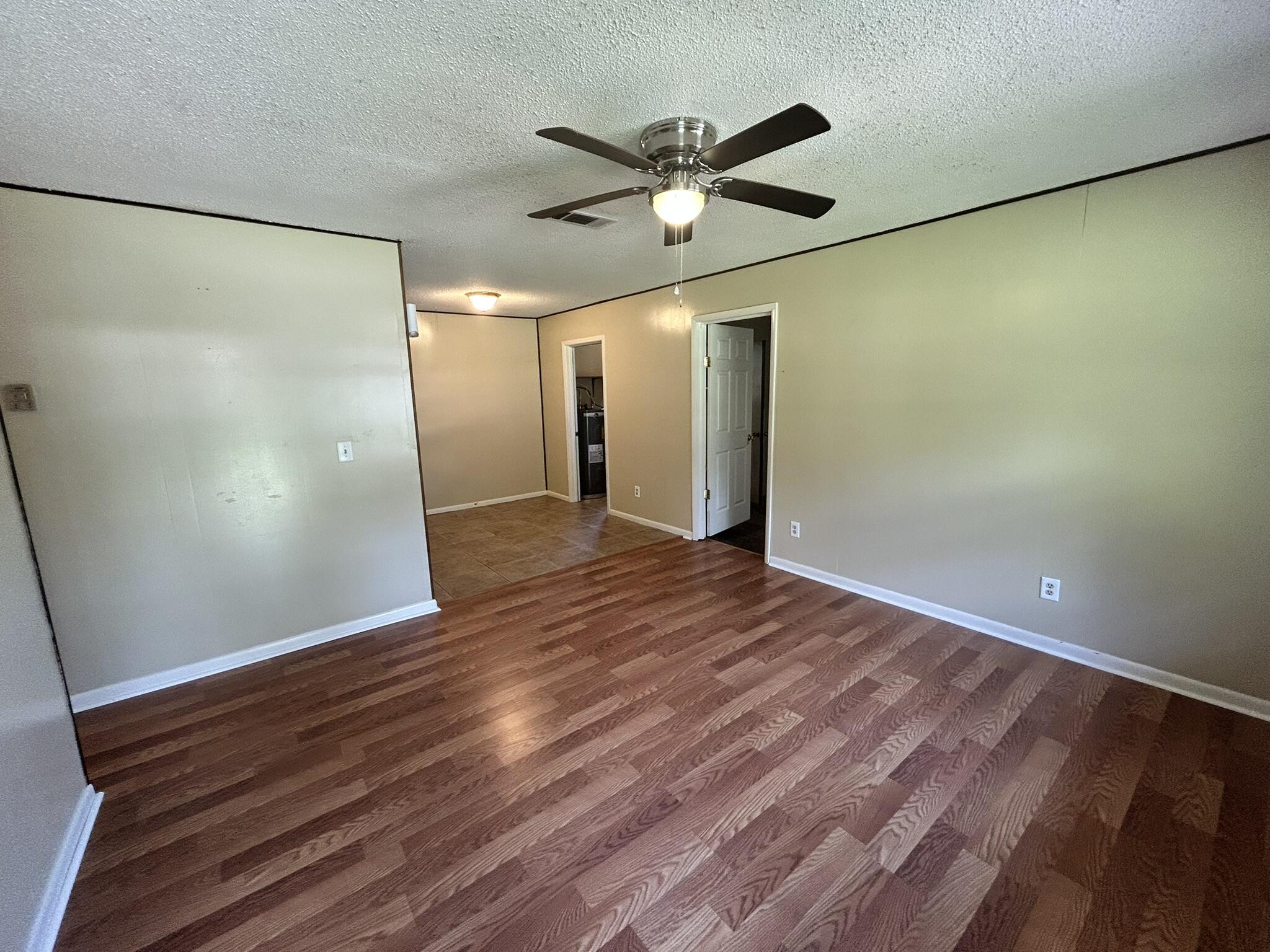 ADAMS POWELL - Residential Lease